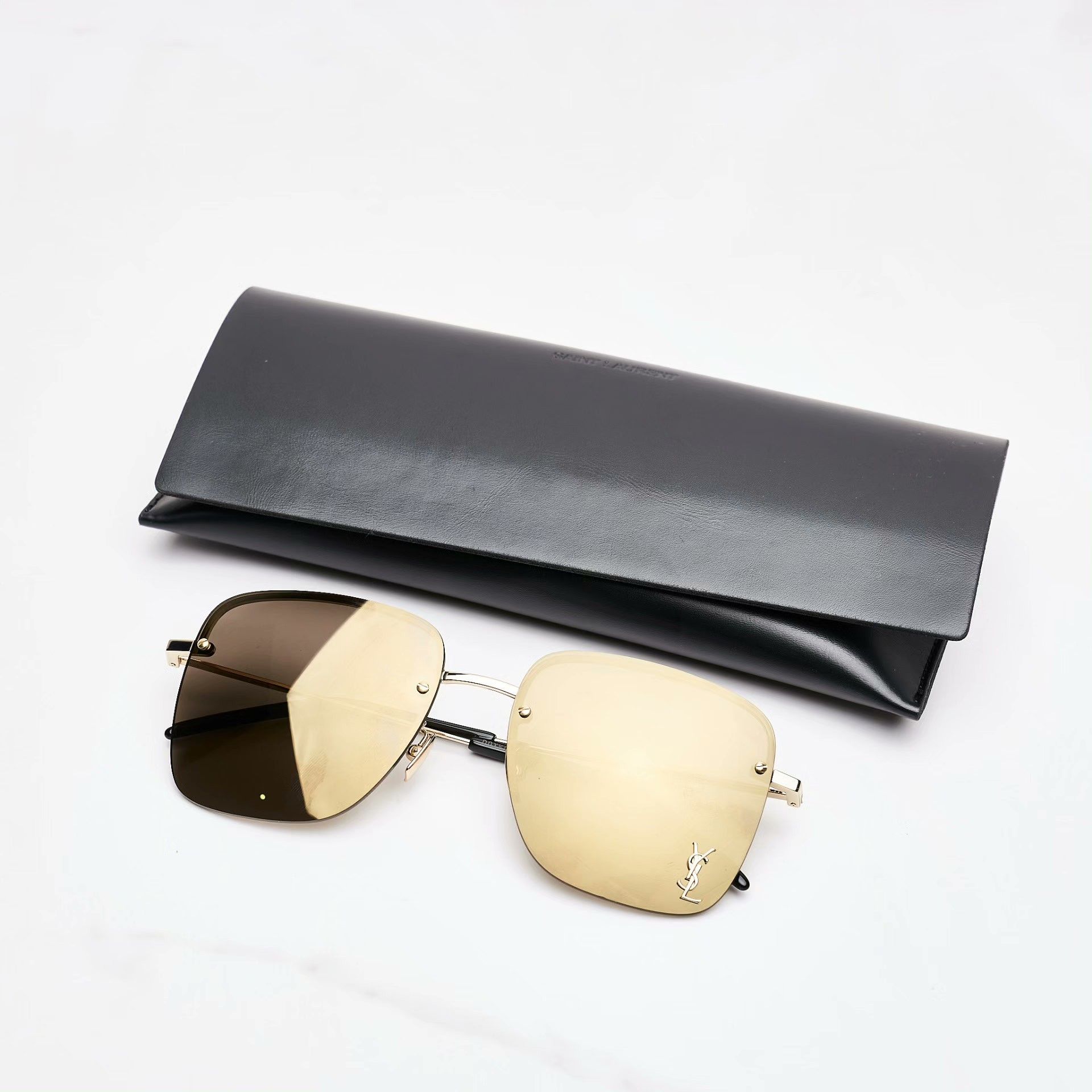 Saint Laurent Paris Saint Laurent Unisex Logo Sunglasses Size ONE SIZE - 1 Thumbnail