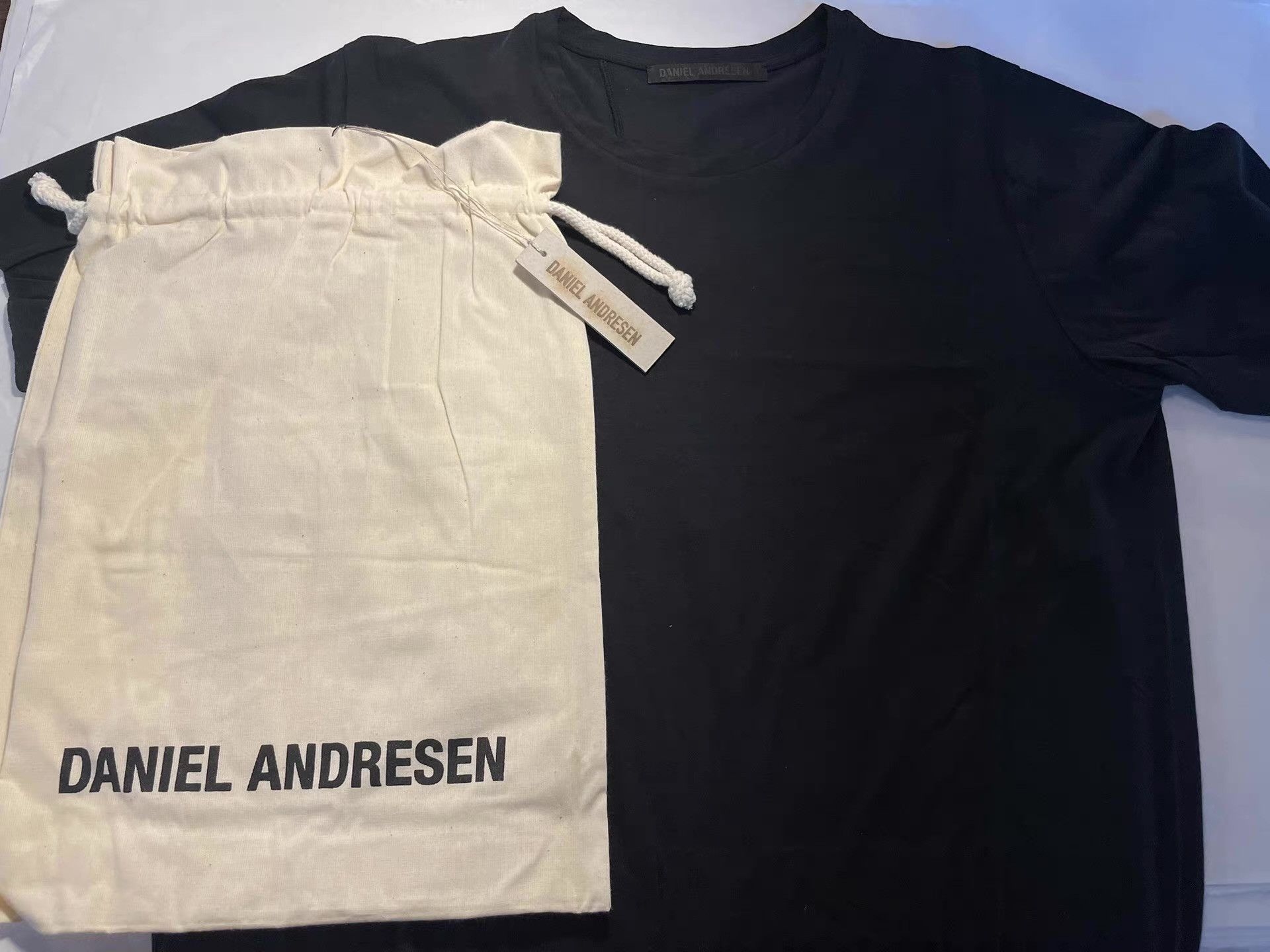 Daniel Andresen Daniel Andresen17SS Asymmetric Cut Short Sleeve T-shirt Ｑ25 Size US M / EU 48-50 / 2 - 5 Thumbnail