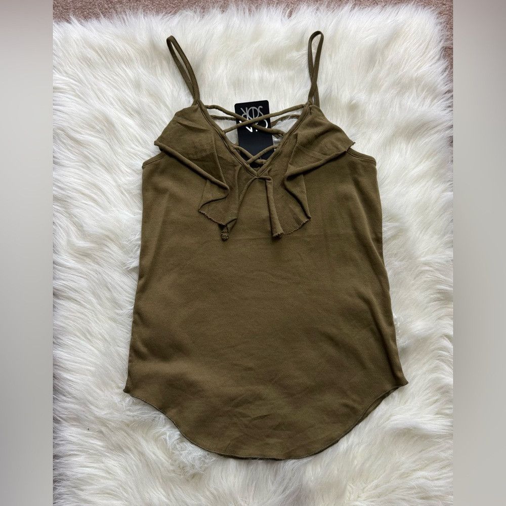 Other Chaser Khaki Strappy Top Olive Green Ruffle Layering Camiso Size M / US 6-8 / IT 42-44 - 1 Thumbnail