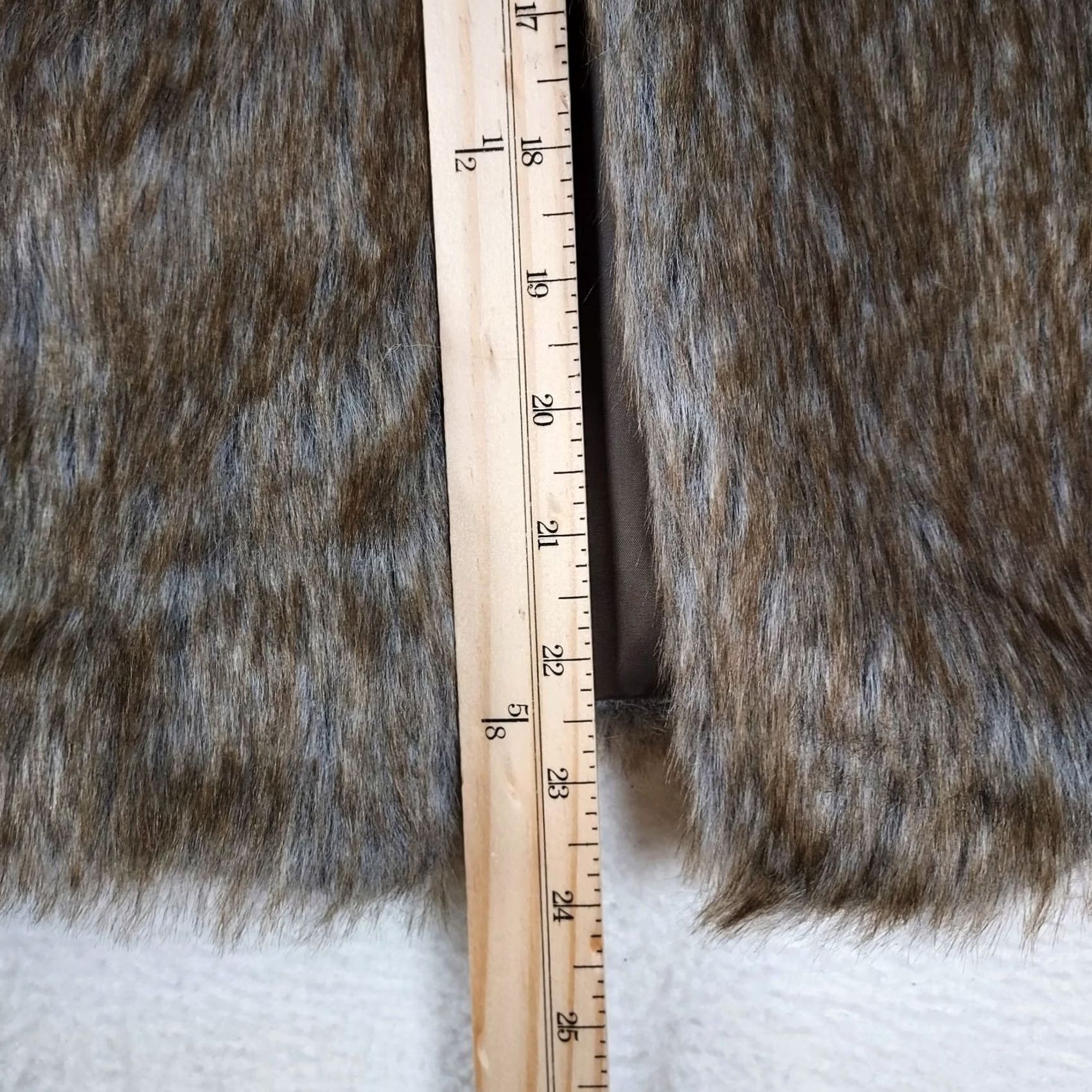 Vintage GlamSia Vest Women’s Large Brown Gray Faux Fur Lined Open Front Knit Sleeveless Regular Fit Winter Fall Spring Size L / US 10 / IT 46 - 5 Thumbnail