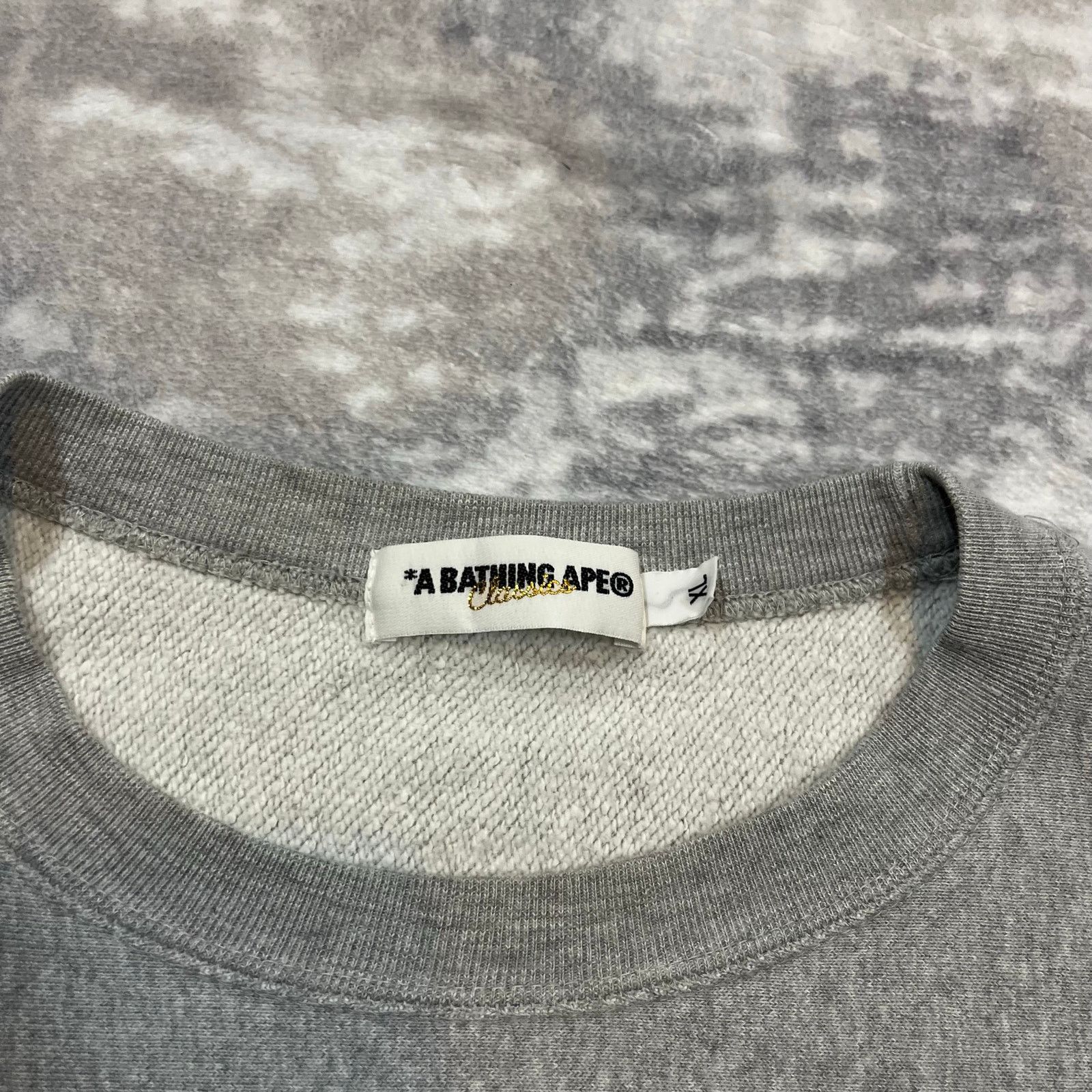 Bape × Nigo Authentic Bape 2003 Baby Milo Crewneck XL Size US XL / EU 56 / 4 - 3 Thumbnail