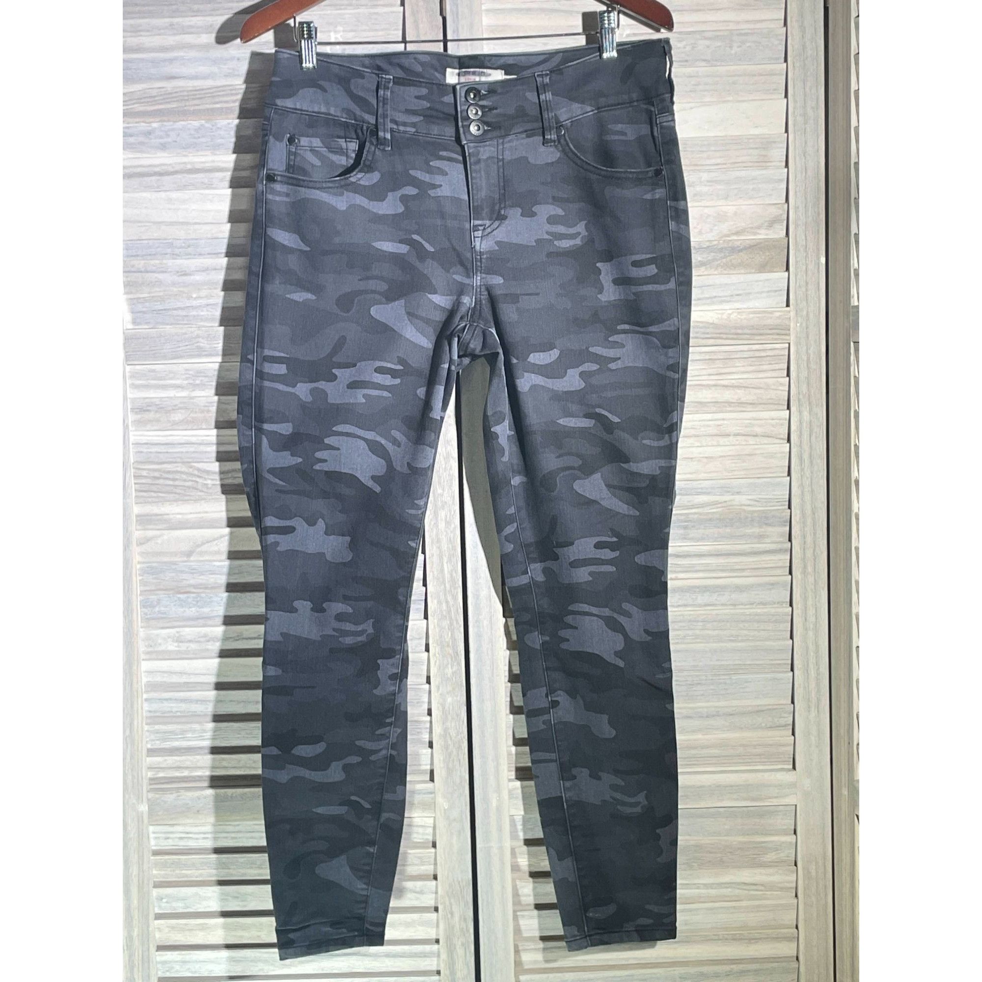 Torrid Torrid 14R Camo Jeggings Size 36" / US 14 / IT 50 - 4 Thumbnail