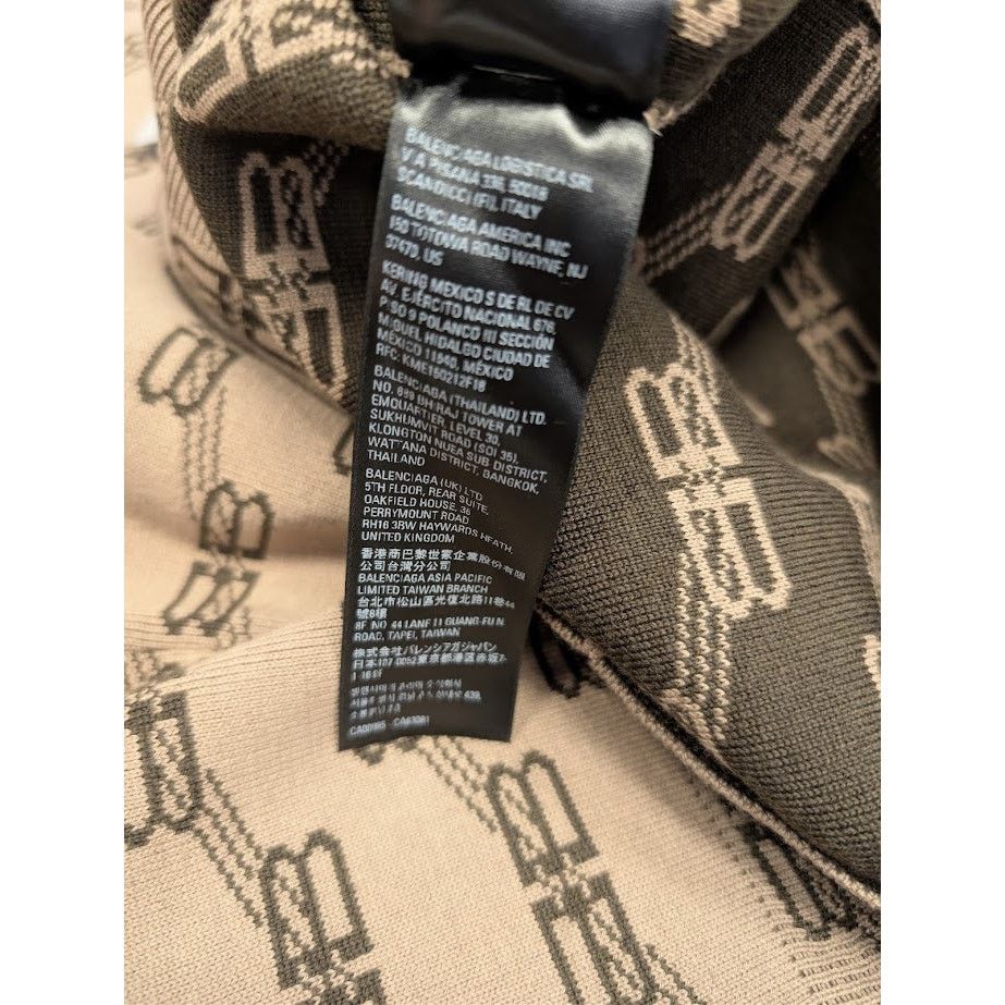Balenciaga o1rshd1 Monogram Crewneck Sweater in Beige/Brown Size US XL / EU 56 / 4 - 21 Thumbnail