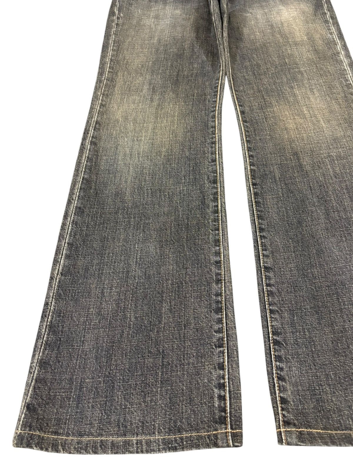 Wrangler Vintage Wrangler Mud Wash Distressed Flare Jeans Size US 32 / EU 48 - 5 Thumbnail