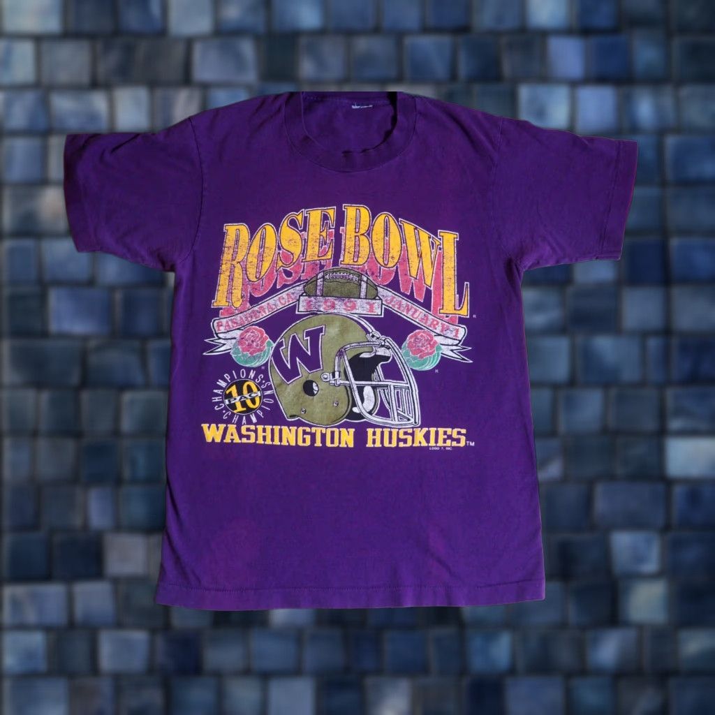 Vintage VTG 90s UW Huskies Rose Bowl Purple Tee T-Shirt Men M Size US M / EU 48-50 / 2 - 1 Thumbnail