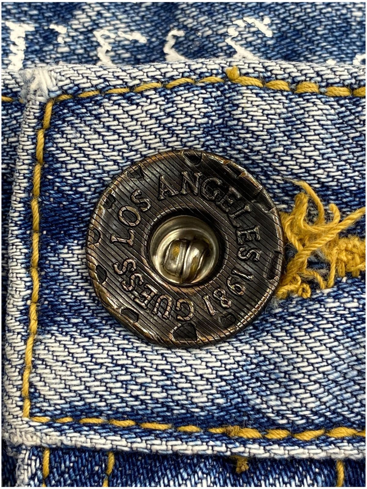 Guess Vintage Guess 1981’s Los Angeles Faded Wash Style Jeans Size US 30 / EU 46 - 6 Thumbnail