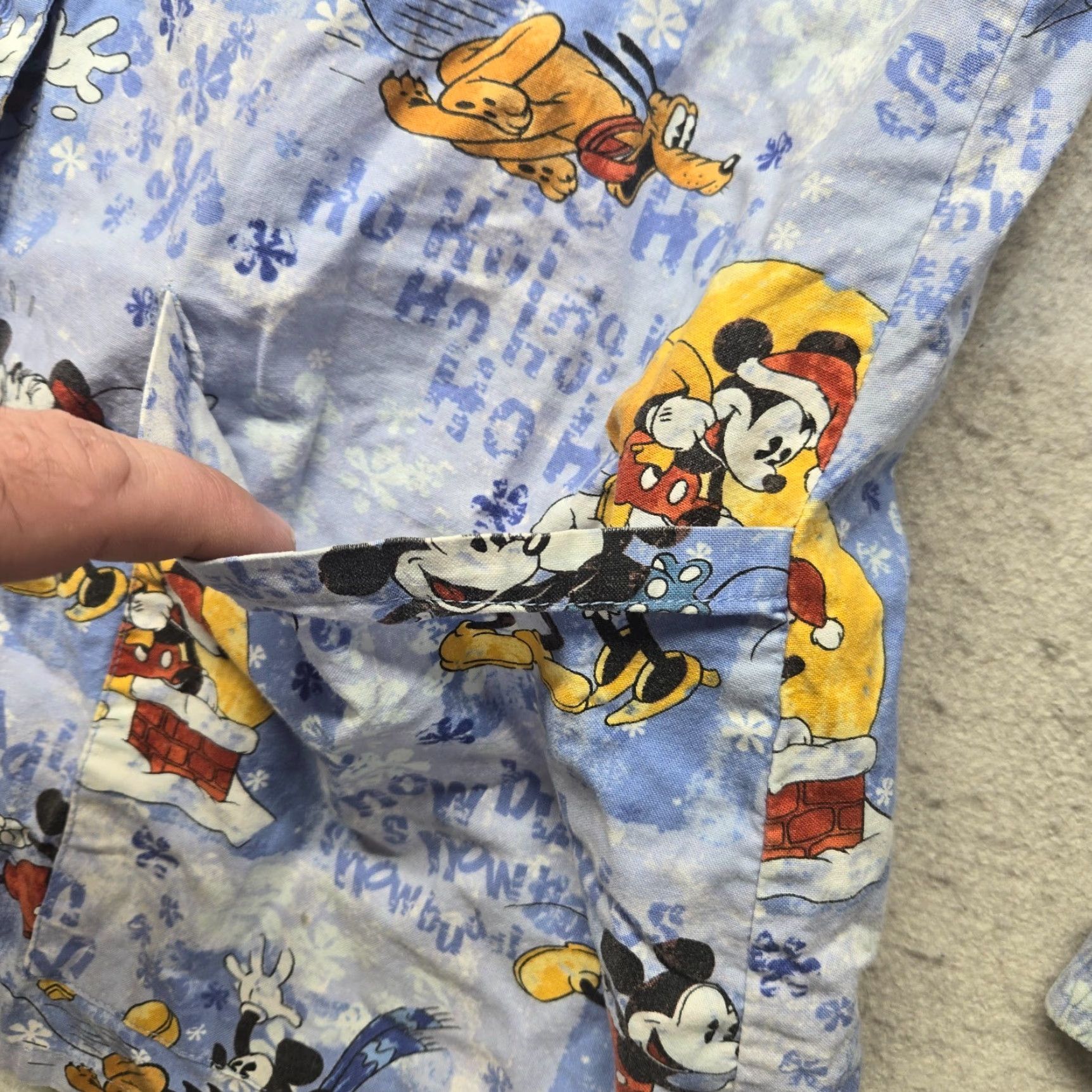 Disney VINTAGE Disney Mickey Mouse Button Up Shirt Adult XS Blue Nursing Scrub Top Nurse Vet Accessories Womens Size US XS / EU 42 / 0 - 5 Thumbnail