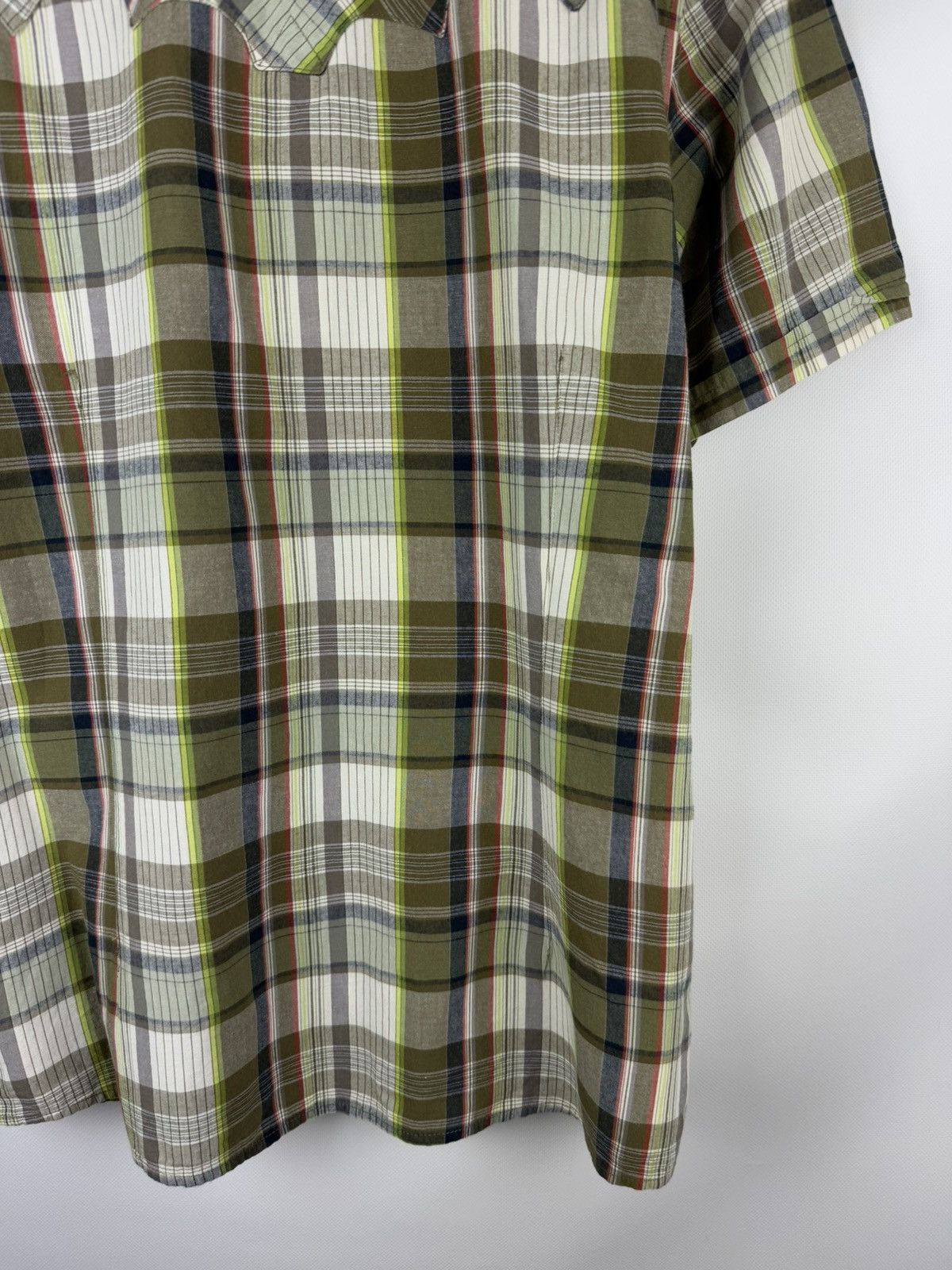 Oakley Oakley Short Sleeve Checked Plaid Outdoor Western Shirt Size US XL / EU 56 / 4 - 19 Thumbnail