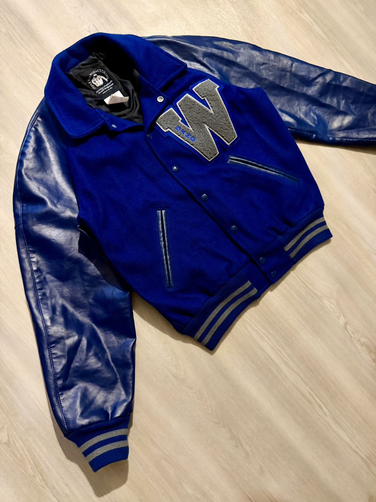 Vintage Vintage Y2K Varsity Letterman Bomber “W” Band Patch Sz S Size US S / EU 44-46 / 1 - 4 Thumbnail