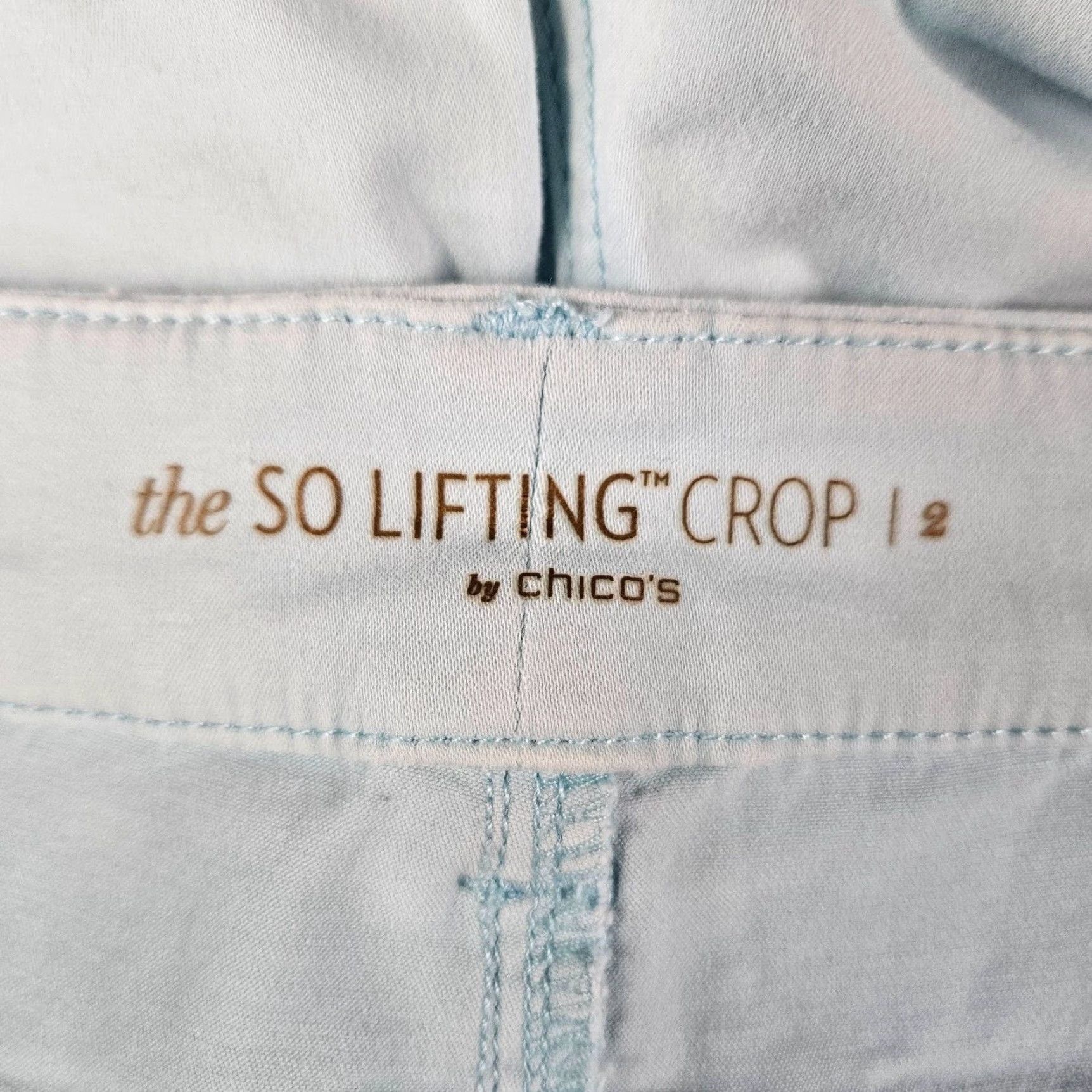Vintage Chico's Women So Lifting Crop Pants 12 Light Blue High Rise Crop Pants Womens size 12 Blue 22.5in Inseam 11in Rise Size 34" / US 12 / IT 48 - 6 Thumbnail