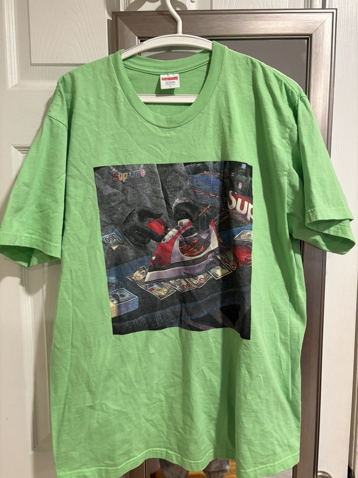 Supreme Supreme Gas Tee Lime Size US L / EU 52-54 / 3 - 1 Thumbnail