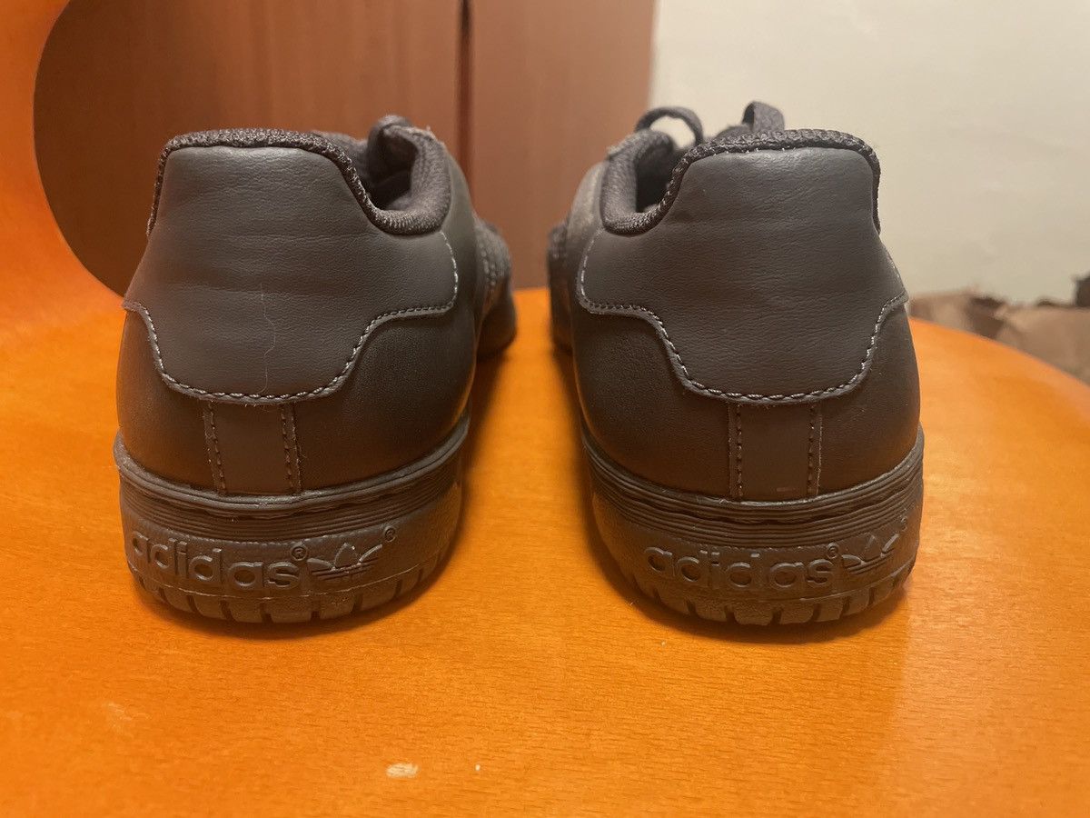 Adidas × Yeezy Adidas Calabasas Powerphase Grey Size 6 Size US 6 / EU 39 - 5 Thumbnail