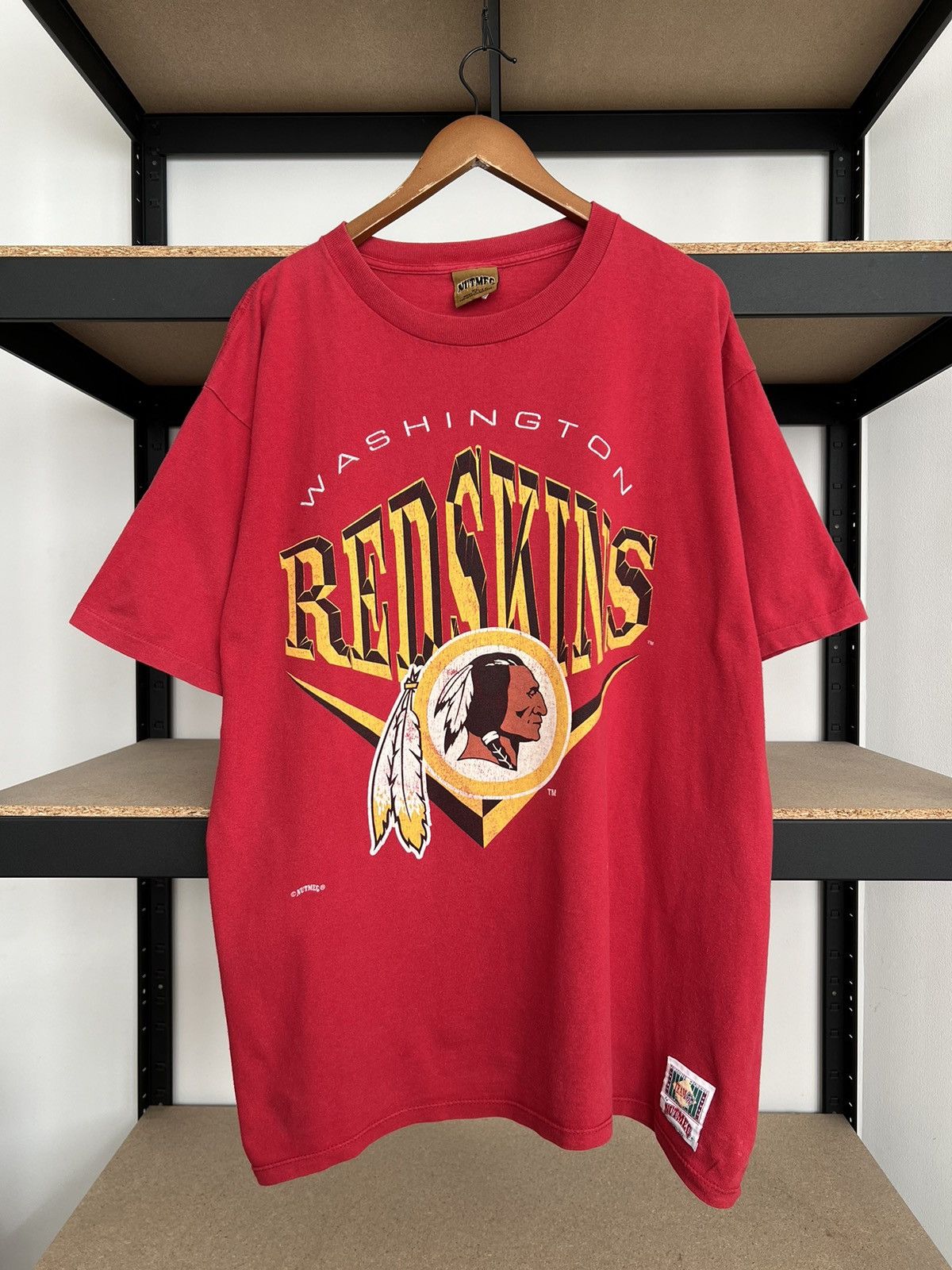 NFL Vintage 1994 Washington Redskins NFL Nutmeg Red T-shirt Size US XL / EU 56 / 4 - 1 Thumbnail