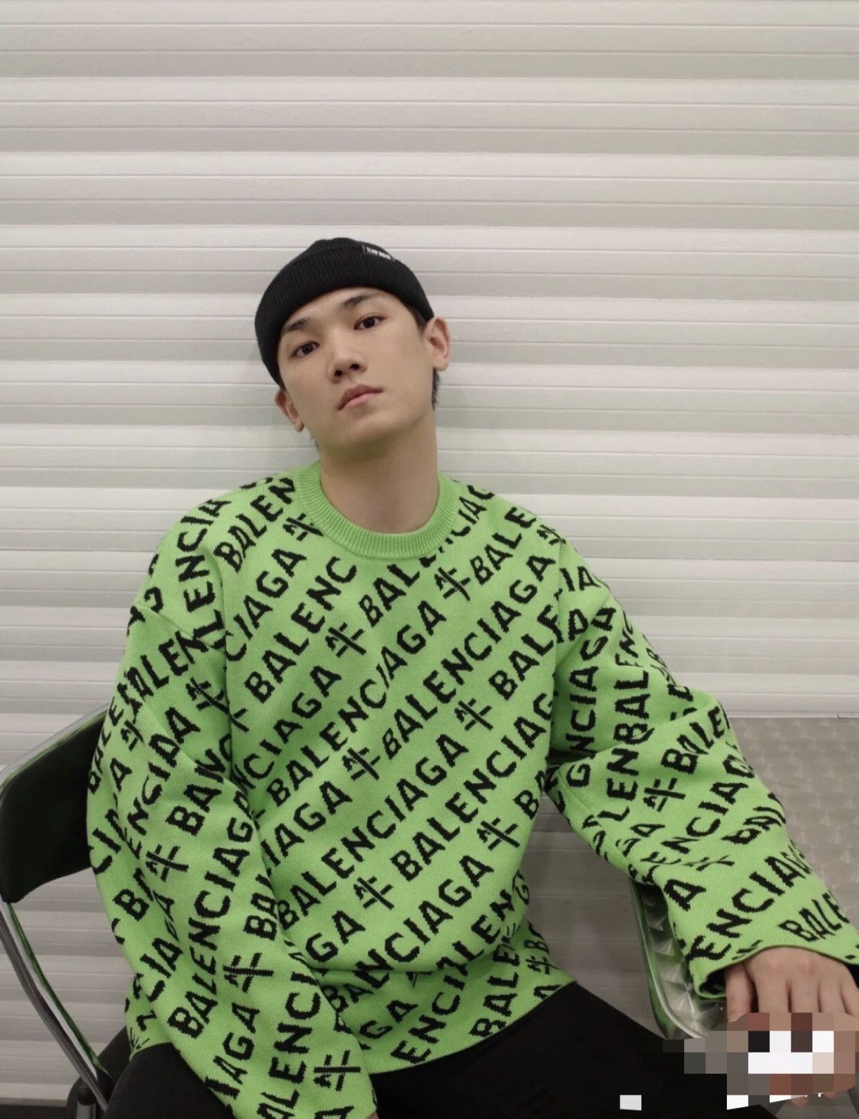 Balenciaga BALENCIAGA Year of the Ox Limited Green Full logo Sweater Size US XS / EU 42 / 0 - 5 Thumbnail