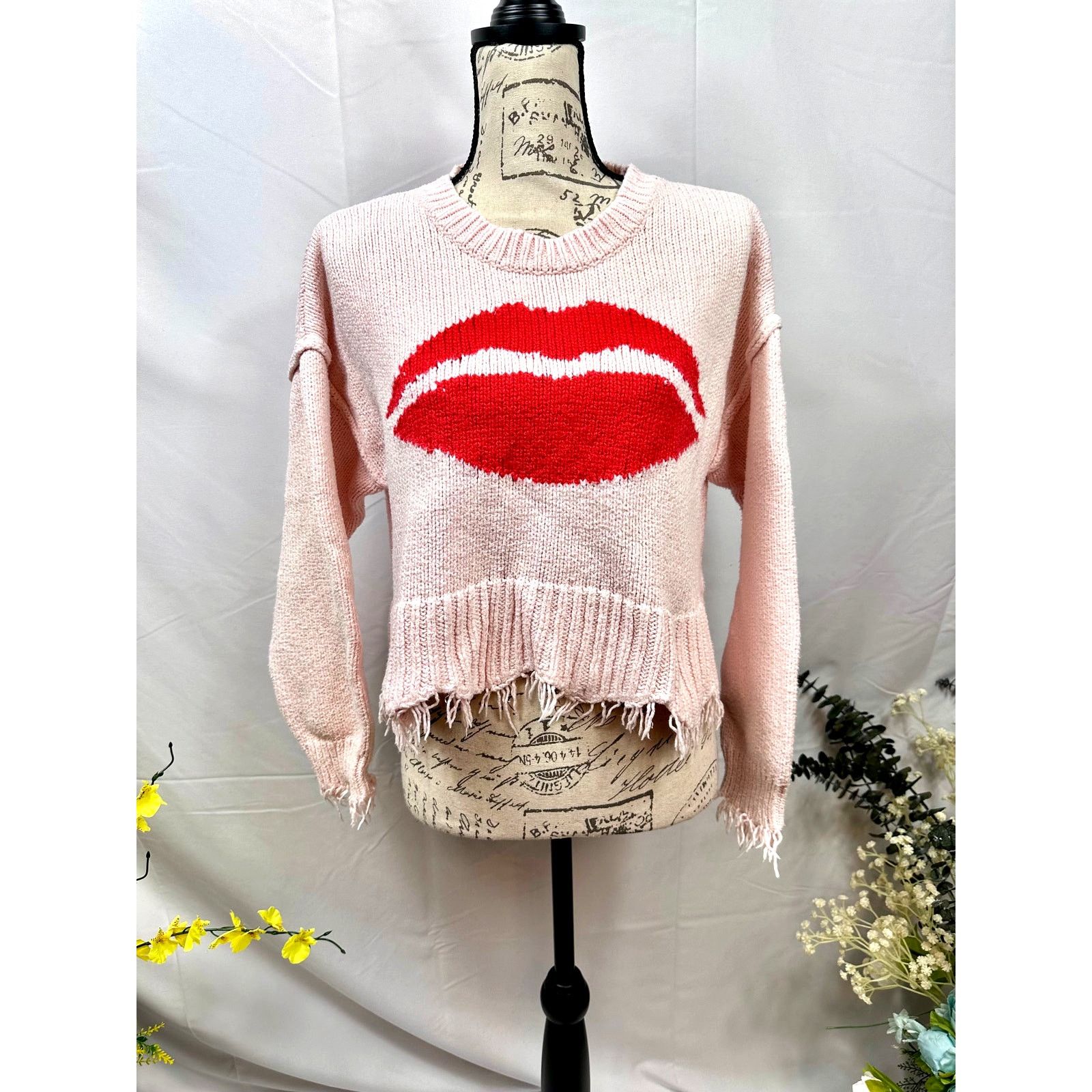 Wildfox WildFox 'First Kiss' Long Sleeve Frayed Cropped Sweater M Size M / US 6-8 / IT 42-44 - 7 Thumbnail
