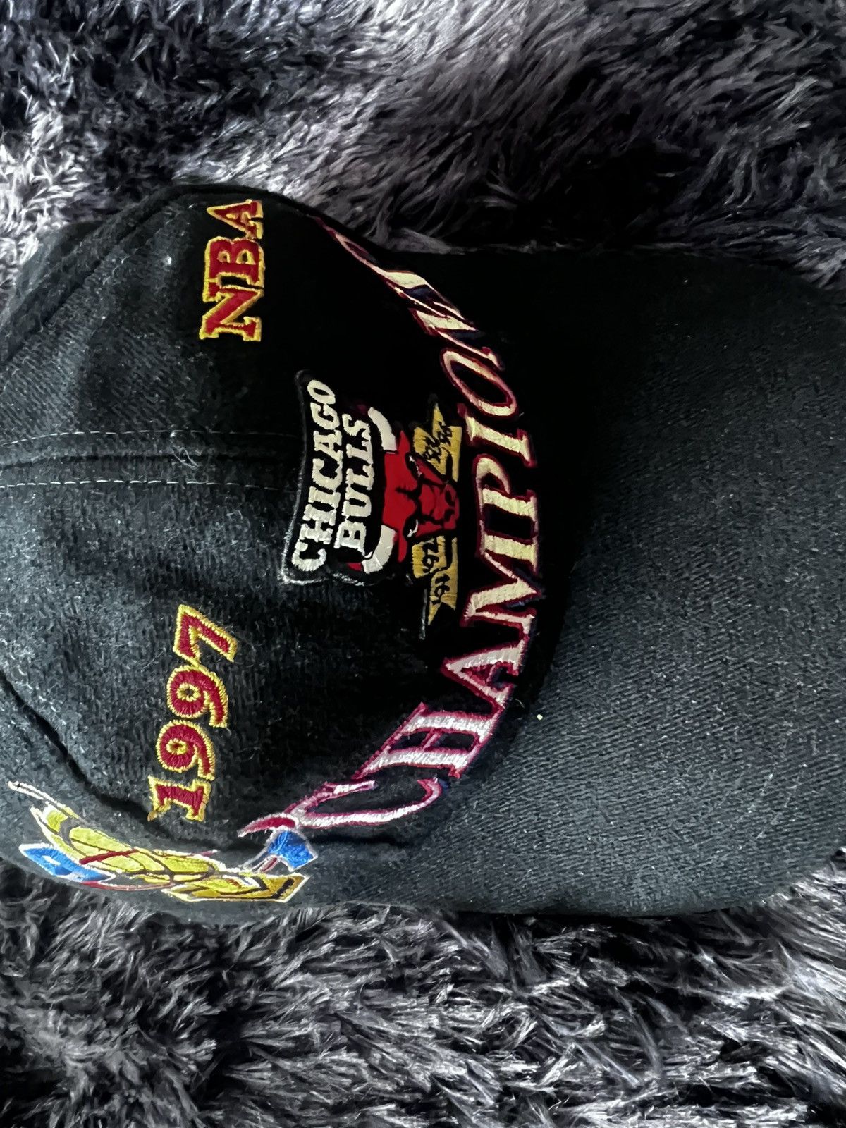 Logo Athletic × Vintage 1997 Bulls Championship Cap Size ONE SIZE - 4 Thumbnail