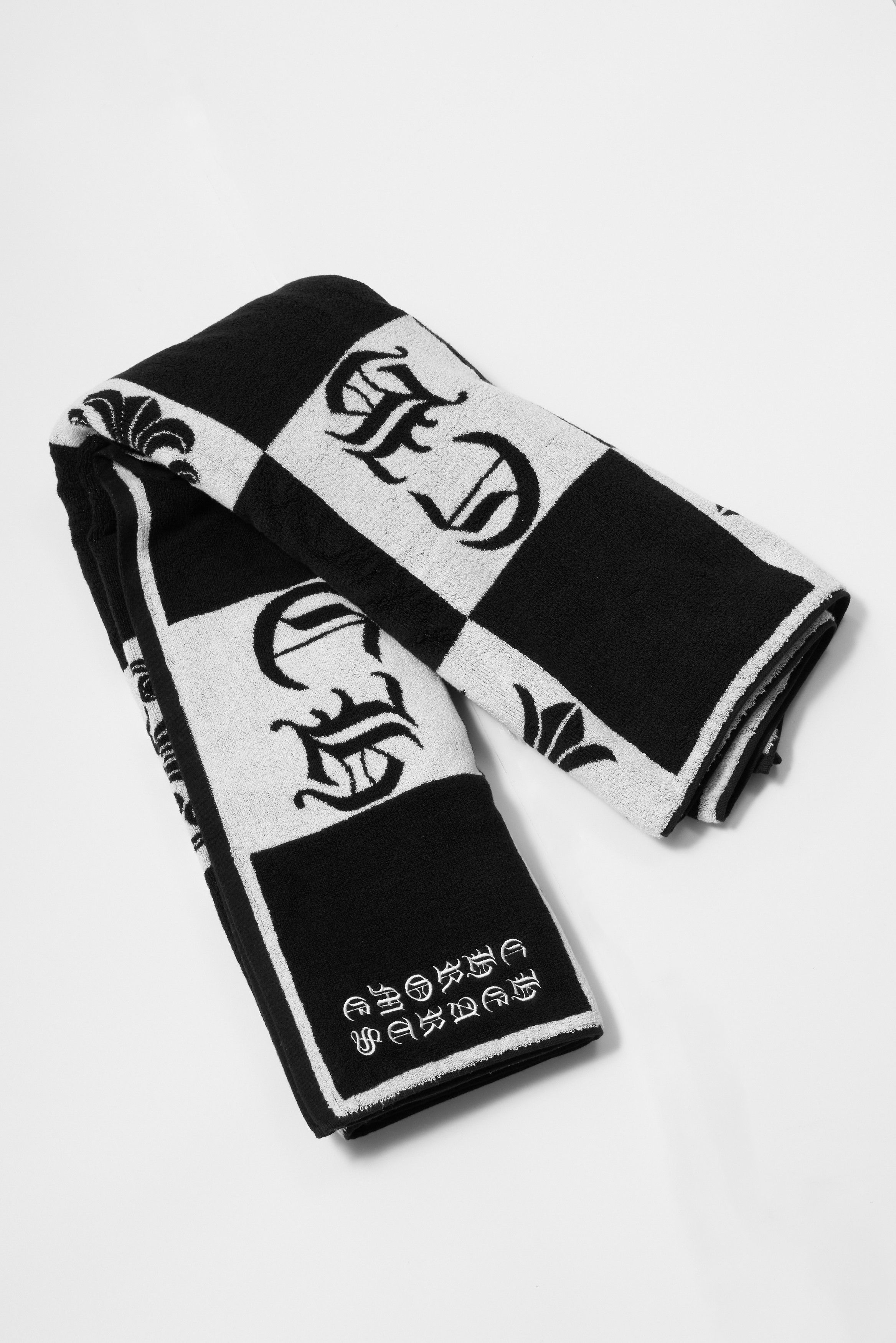 Chrome Hearts Chrome Hearts Large Logo Checkered Beach Towel Size ONE SIZE - 2 Thumbnail