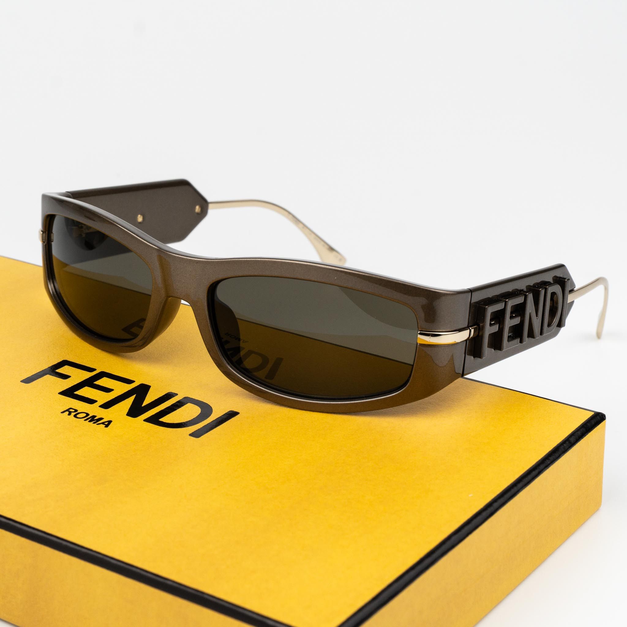 Fendi Fendi SHADOW Women Sunglasses Oval FE40120I 45E BRAND NEW Size ONE SIZE - 1 Thumbnail