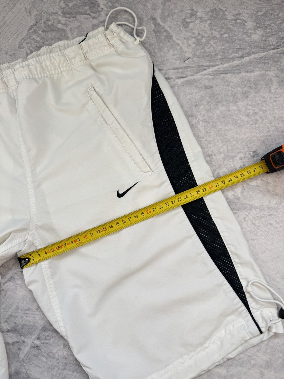 Nike 00s Nike Vintage Nylon Baggy Mini Swoosh Drill Shorts Y2K Size US 32 / EU 48 - 7 Thumbnail