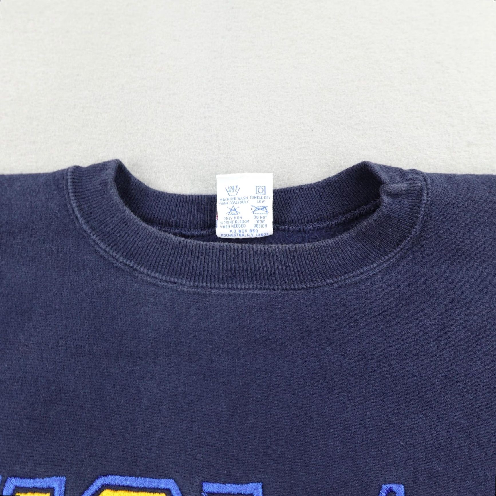 Champion Vintage UCLA Bruins Sweatshirt Mens Medium Blue Champion Reverse Weave Crew 90s Size US M / EU 48-50 / 2 - 3 Thumbnail