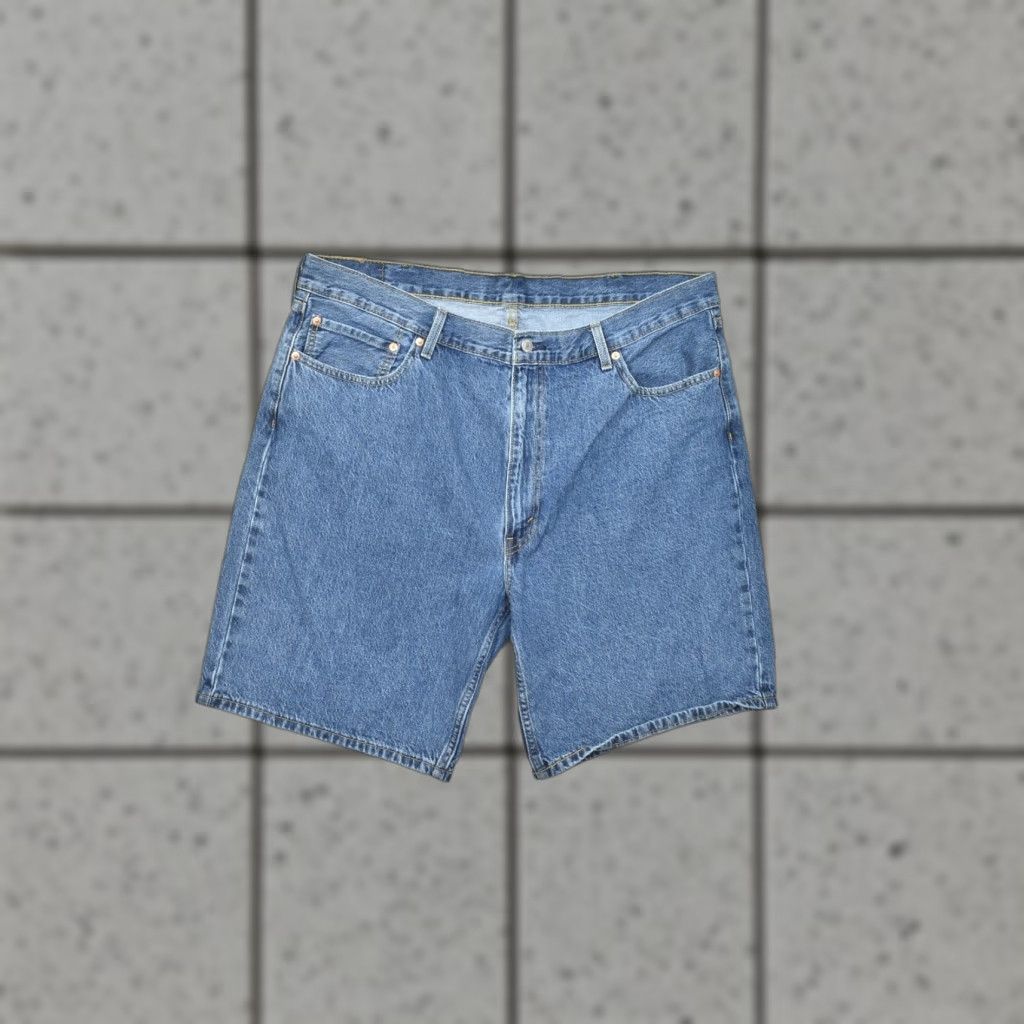 Levi's Levi's 454 Men's Big & Tall Relaxed Fit Denim Jean Shorts Casual Bermuda Medium Wash 42 Adult Mens Blue Bag Size US 42 / EU 58 - 1 Thumbnail