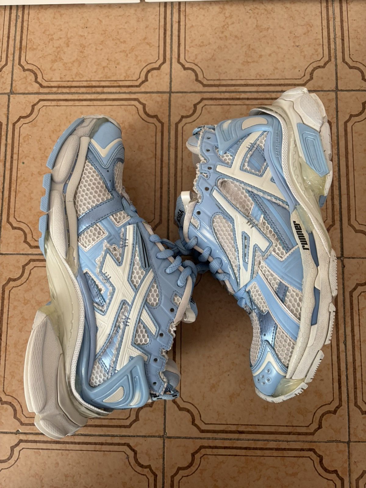 Balenciaga Balenciaga Runner (blue-white) Size US 8 / EU 41 - 3 Thumbnail