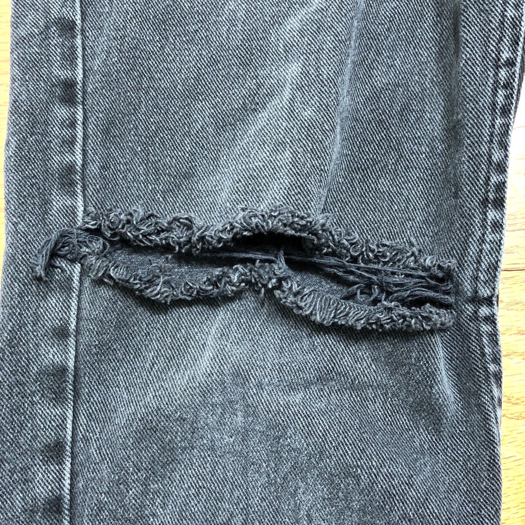 Lee VTG Lee Jeans Womens 27x33 Mom High Rise Black Distressed Denim Western Logo 5-Pocket Regular Rise USA Cowgirl 80s 90s Mens? Wait. Size 27" / US 4 / IT 40 - 4 Thumbnail