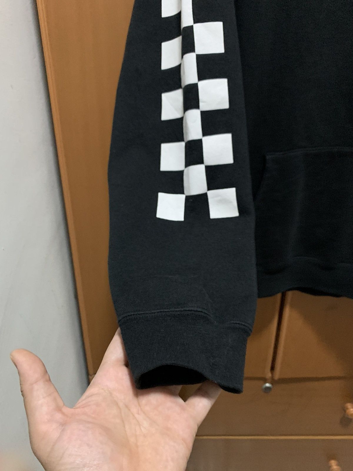 Vans Rare Design Brand Vans Checkerboard Hoodie Sweatshirt Size US L / EU 52-54 / 3 - 7 Thumbnail