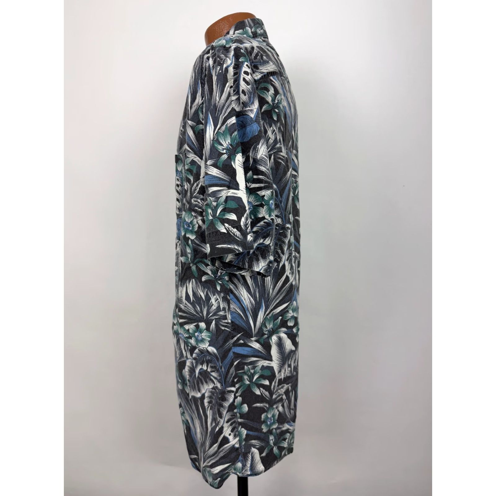 Vintage VINTAGE Impact Hawaiian Shirt Men L Black 90s Floral Short Sleeve Button-Up Collared Cotton Casual Beach Hawaii Size US L / EU 52-54 / 3 - 7 Thumbnail
