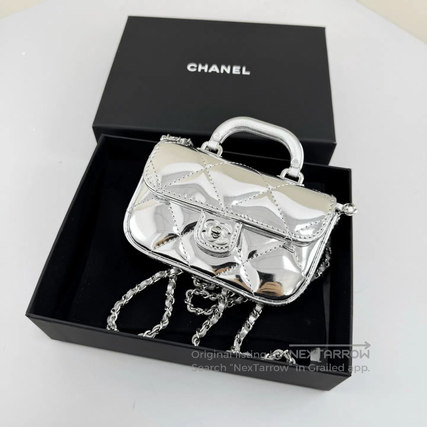 Chanel Chanel 25k Silver Handle Mini Flap Bag. Size ONE SIZE - 2 Thumbnail