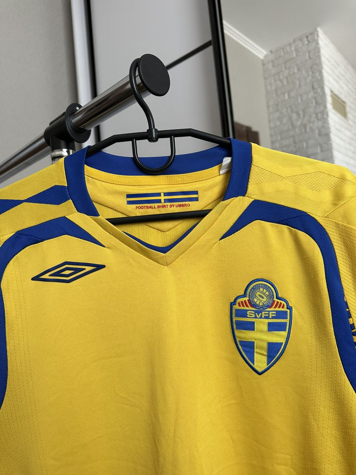 Umbro 2007/2008 Umbro Sweden Vintage Soccer Jersey T-Shirt Size US S / EU 44-46 / 1 - 6 Thumbnail