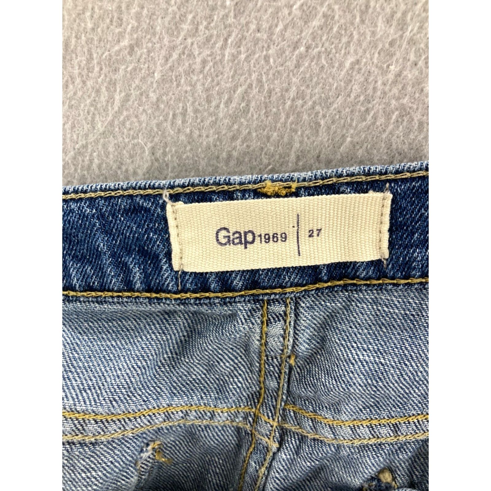 Gap Gap 1969 Jean Skirt Womens 27 Blue Denim Pockets Mid Rise Cotton Cotton Denim Short A-Line casual Skirt Womens 27 Blue Gap 1969 Jeans Skirt Size 27" / US 4 / IT 40 - 6 Thumbnail