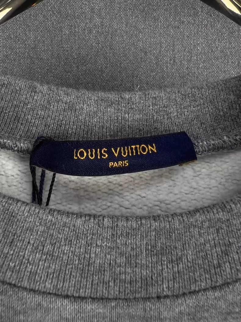Louis Vuitton louis vuitton Joint Letter Sweater 2501-Nextarrow Size US XS / EU 42 / 0 - 4 Thumbnail
