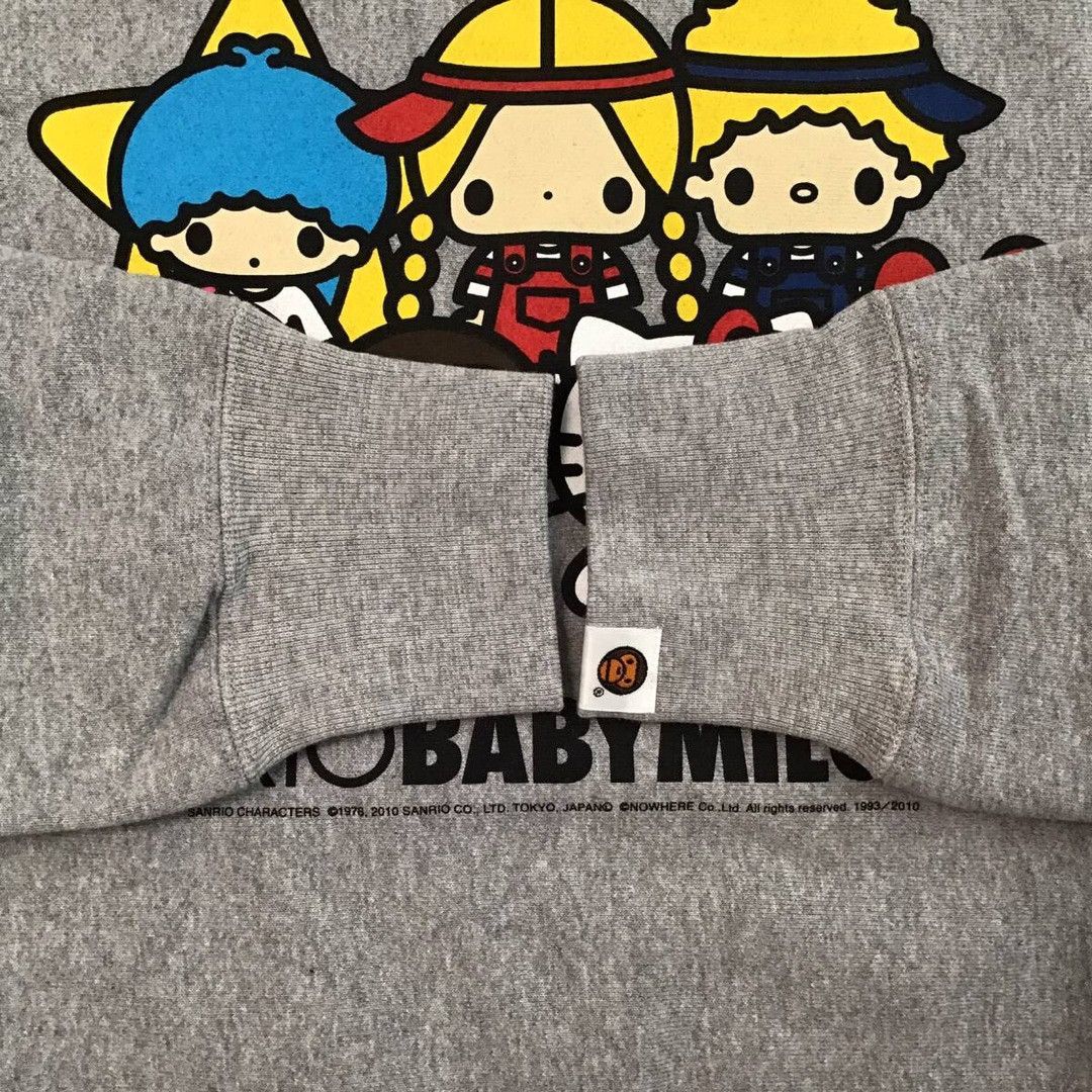 Bape 2010 BAPE × SANRIO KITTY MILO sweat shirt a bathing ape NIGO Size US L / EU 52-54 / 3 - 5 Thumbnail