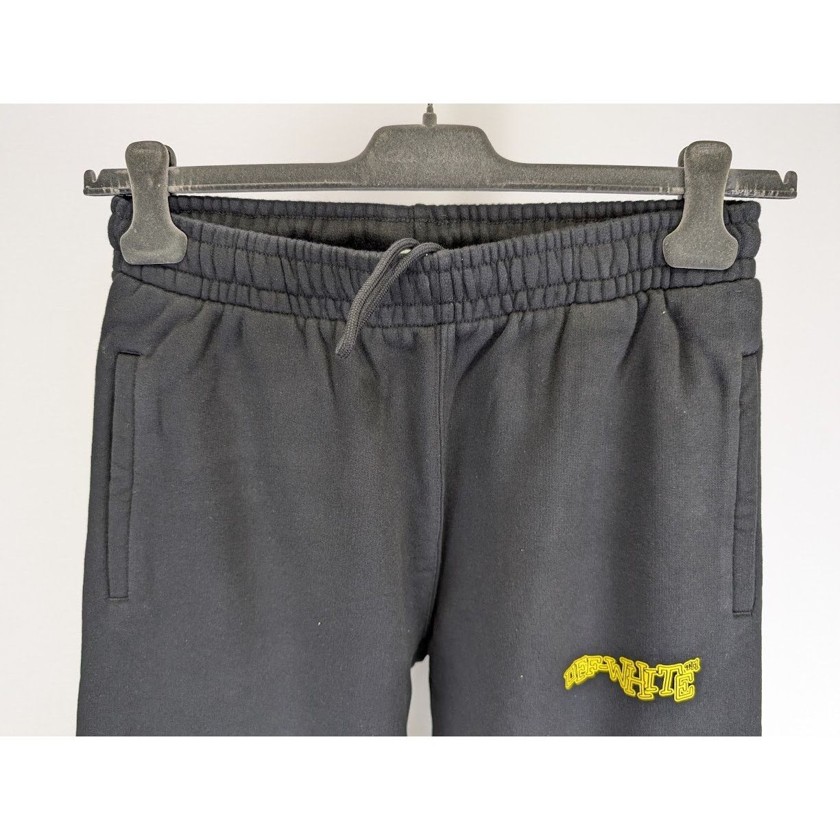 Off-White o1rshd1 Crystal Wiz Slim Sweatpant & Jogger in Black/Yellow Size US 30 / EU 46 - 10 Thumbnail