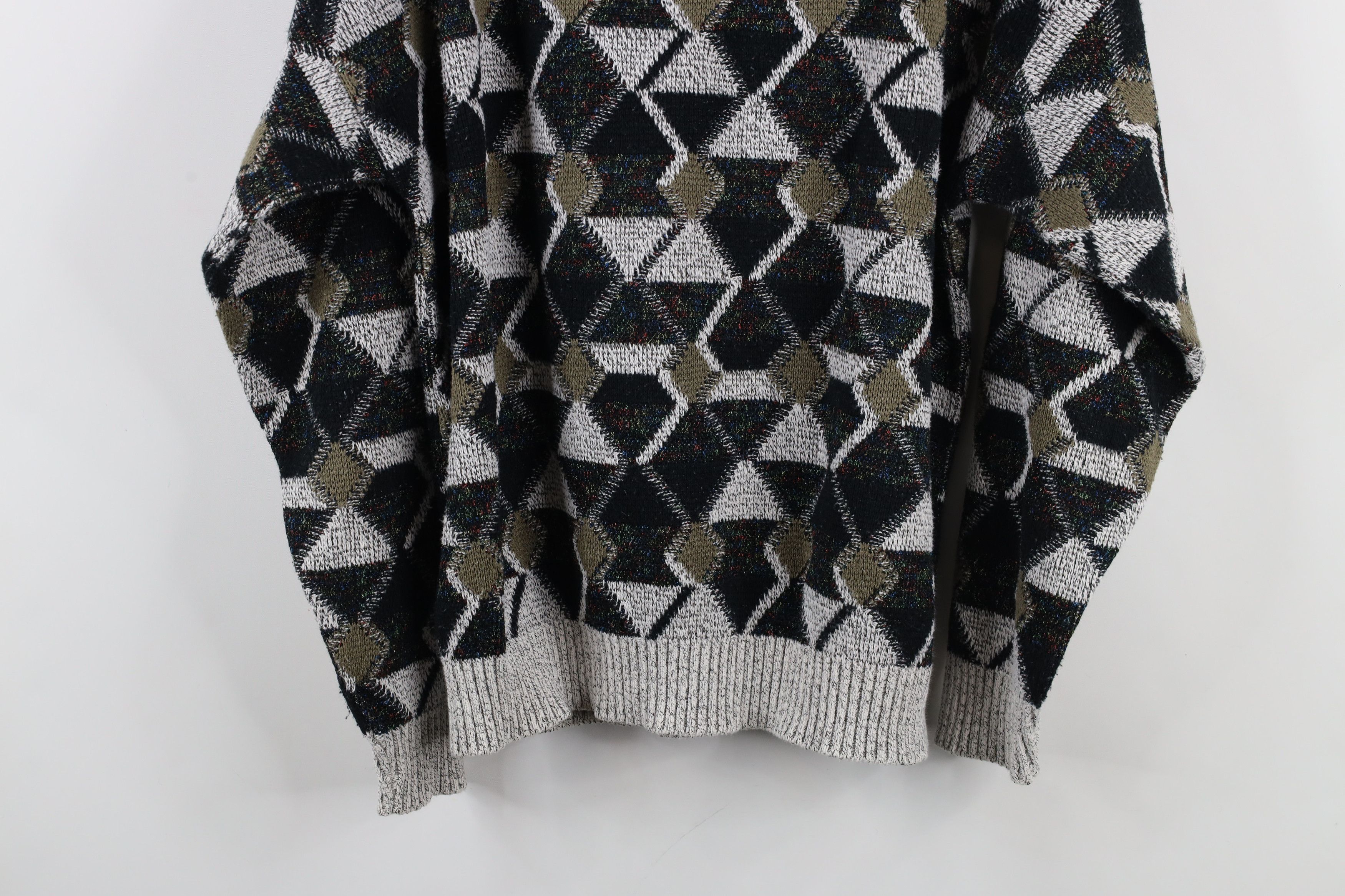 Vintage Vintage 90s Coogi Style Geometric Diamond Knit Sweater USA Size US L / EU 52-54 / 3 - 10 Thumbnail