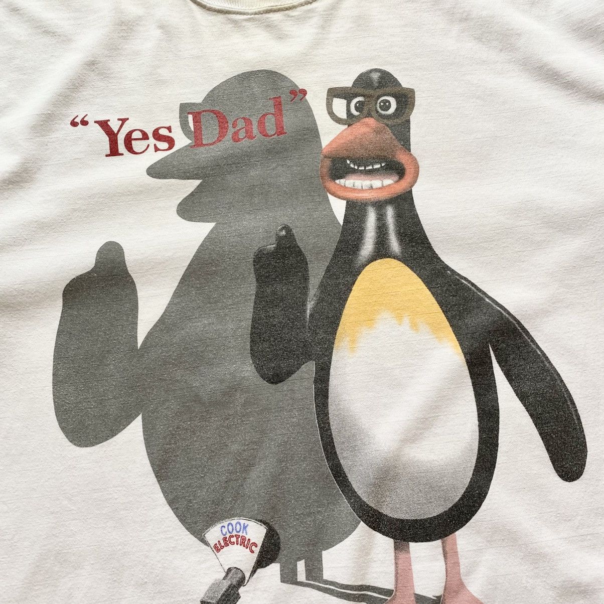 Anime RARE 1992 Creature Comfort Penguins Yes Dad Cartoon T-Shirt Size US XL / EU 56 / 4 - 3 Thumbnail