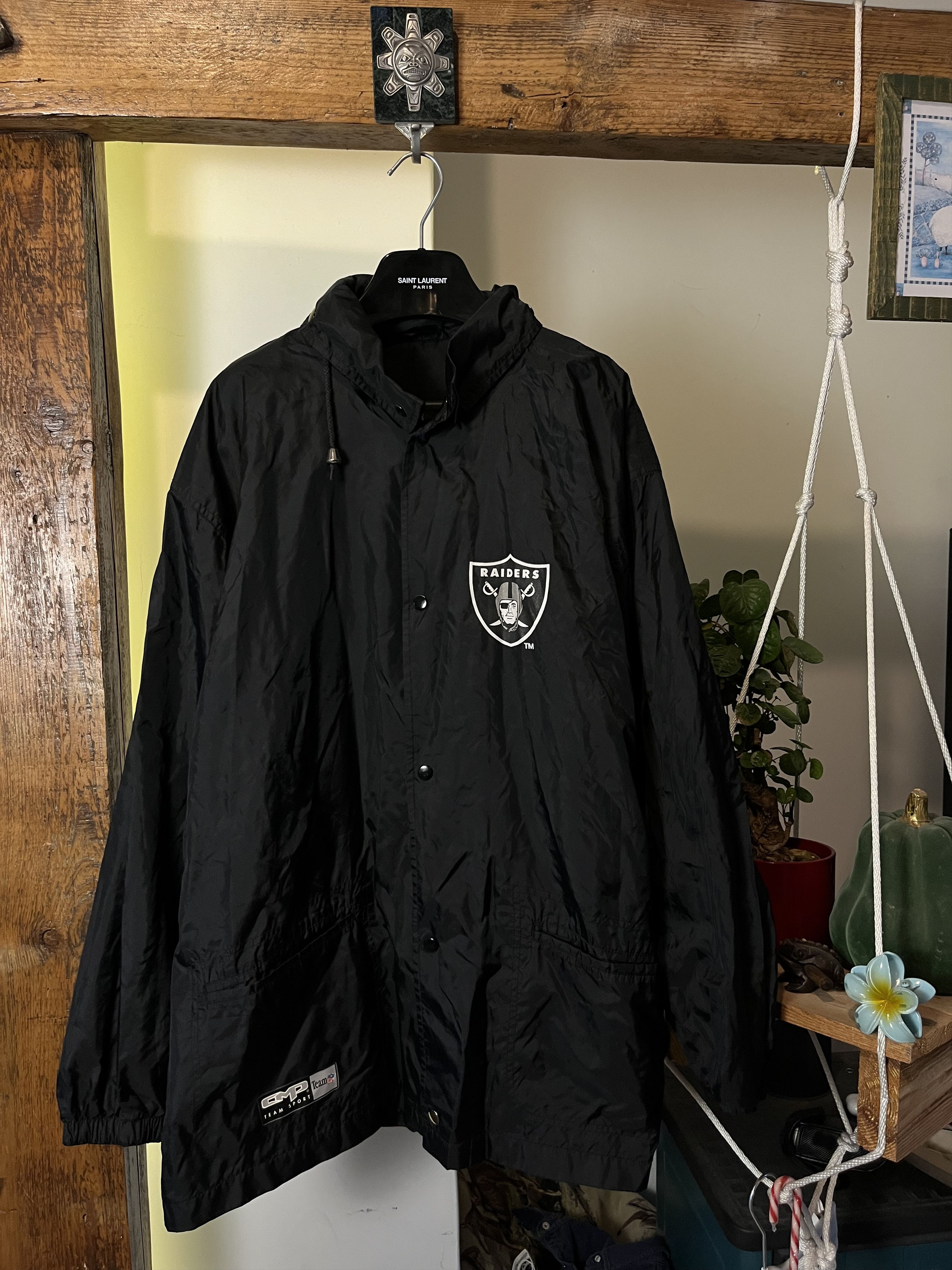 NFL × Vintage 1995 Oakland Raiders NFL Light Jacket Size US XL / EU 56 / 4 - 2 Thumbnail