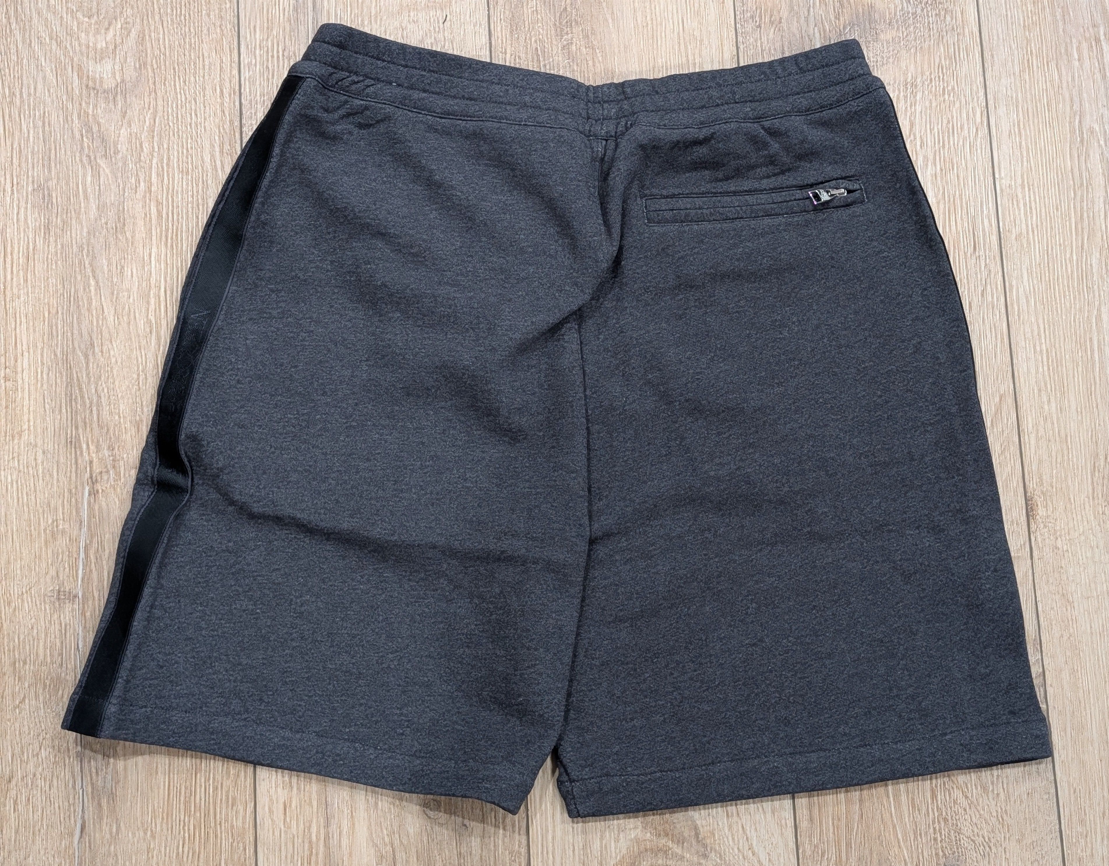 Alexander McQueen Alexander McQueen Elastic Waist Sweat Shorts Charcoal Large Size US 34 / EU 50 - 3 Thumbnail