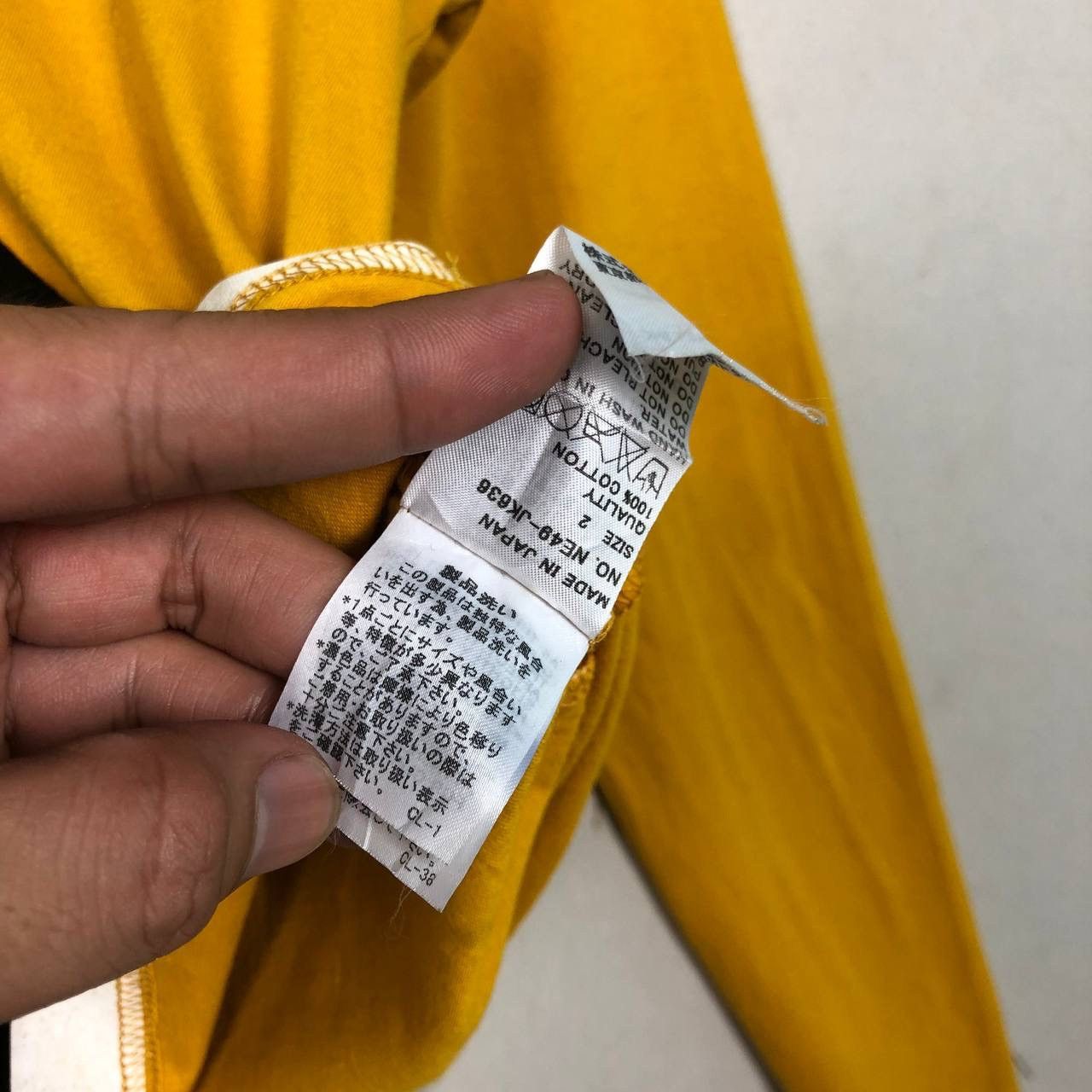 Issey Miyake Issey Miyake Ne-net Kitan Cat Eating Colorblock Tee Shirt Size US M / EU 48-50 / 2 - 7 Thumbnail