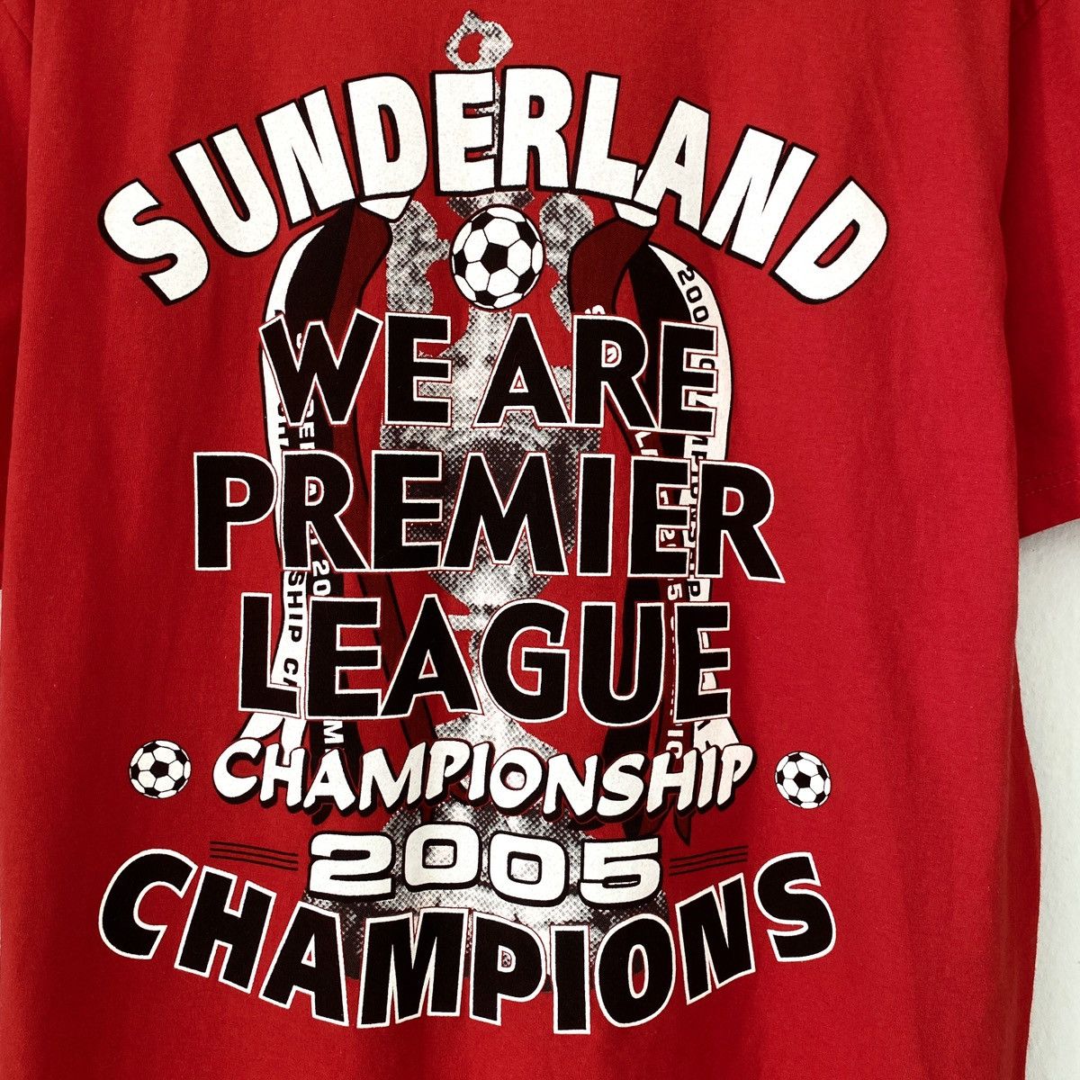 Vintage 2005 2006 Sunderland Champions Back Vintage Retro Soccer Tee Size US M / EU 48-50 / 2 - 7 Thumbnail