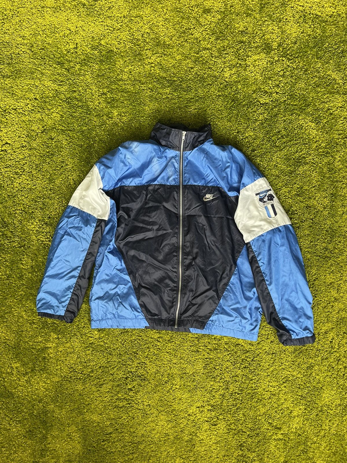 Nike international 80s vintage swoosh logo track jacket