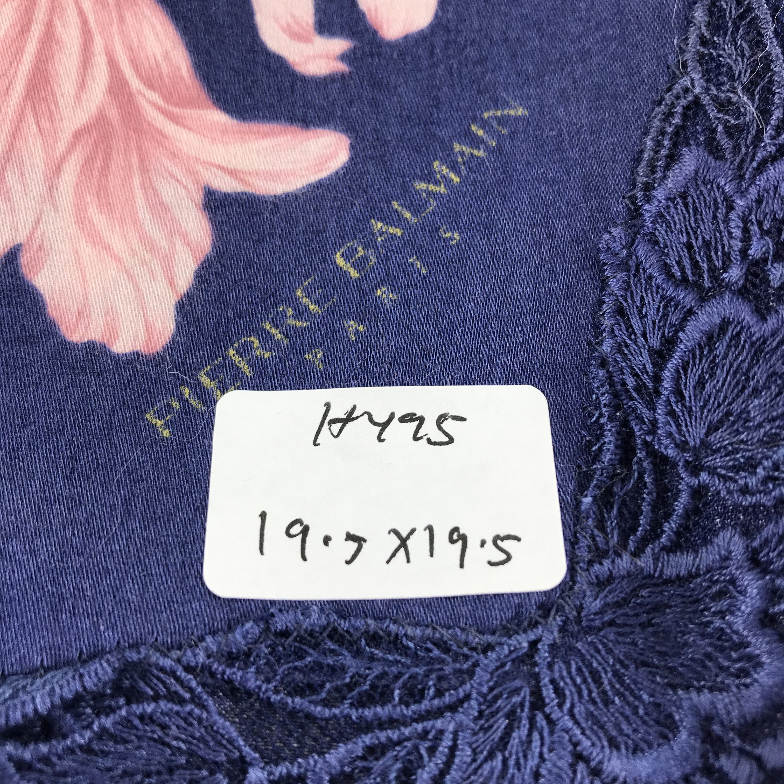 Pierre Balmain Pierre Balmain Handkerchief Neckerchief Bandana H495 Size ONE SIZE - 13 Thumbnail