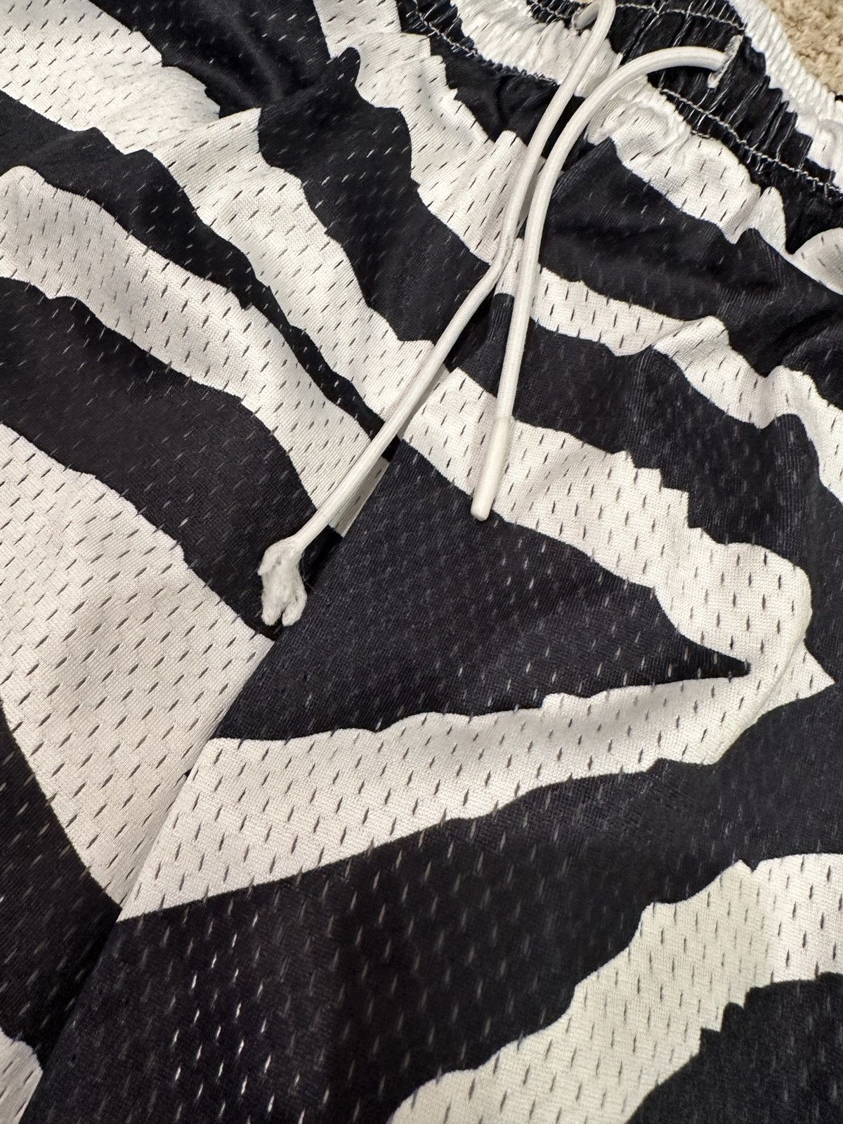 Other Inaka mesh shorts animal pack Size US 34 / EU 50 - 2 Thumbnail