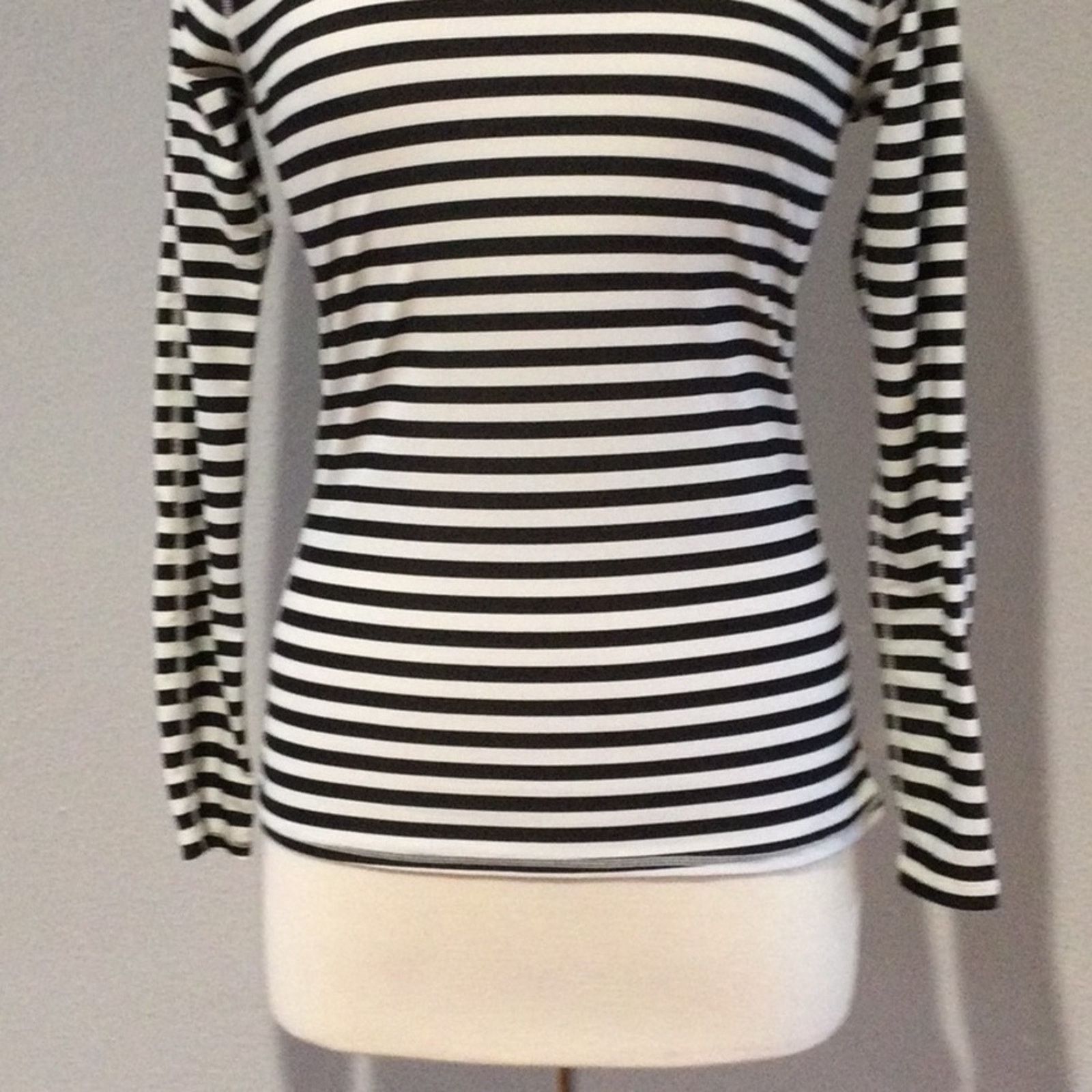 Old Navy Old Navy Black/White Stripe Long Sleeve Bodycon Top M Size M / US 6-8 / IT 42-44 - 3 Thumbnail