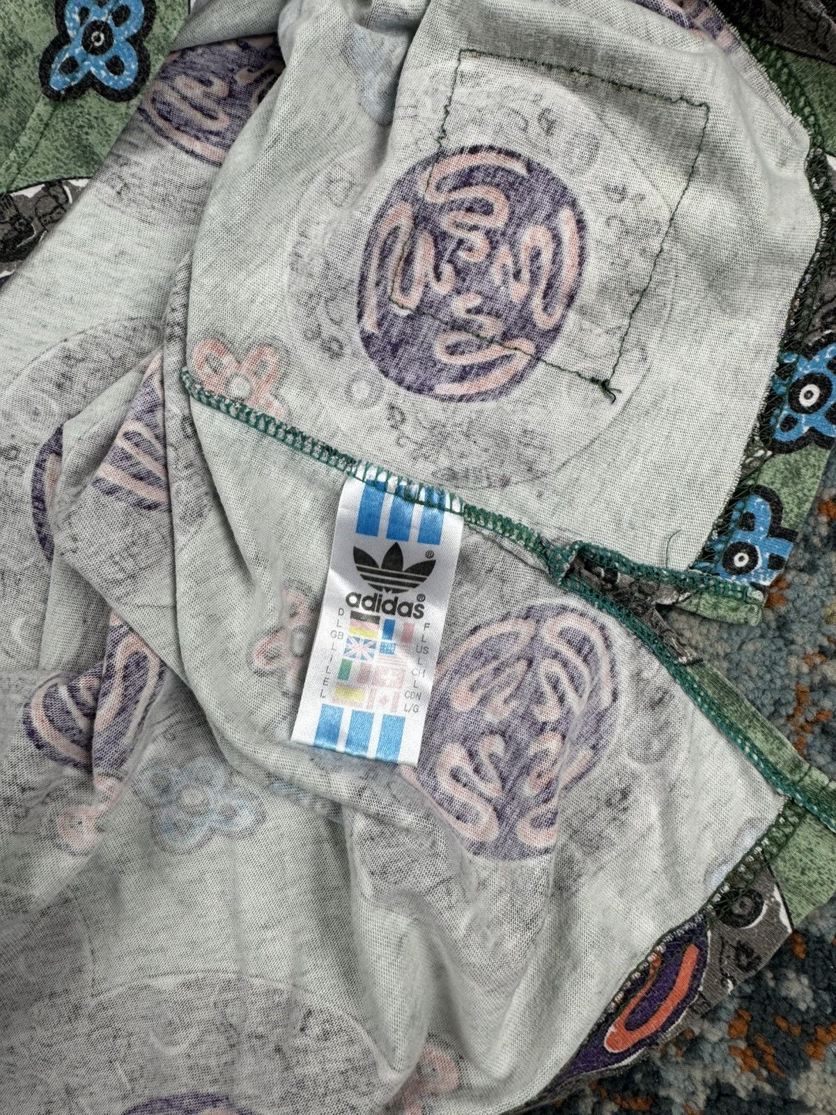 Adidas × Vintage Vintage 90s Adidas all over print Hawaii aztec graphic tee Size US L / EU 52-54 / 3 - 9 Thumbnail