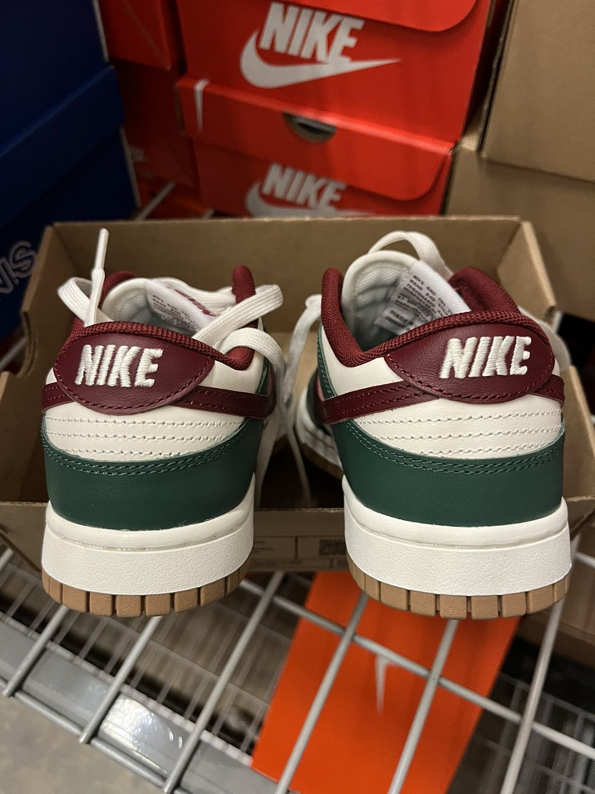 Nike Nike Dunk Low Gorge Green Size US 6 / EU 39 - 3 Thumbnail