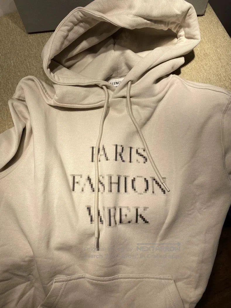 Balenciaga Balenciaga Paris Fashion Hoodie. Size US M / EU 48-50 / 2 - 5 Thumbnail