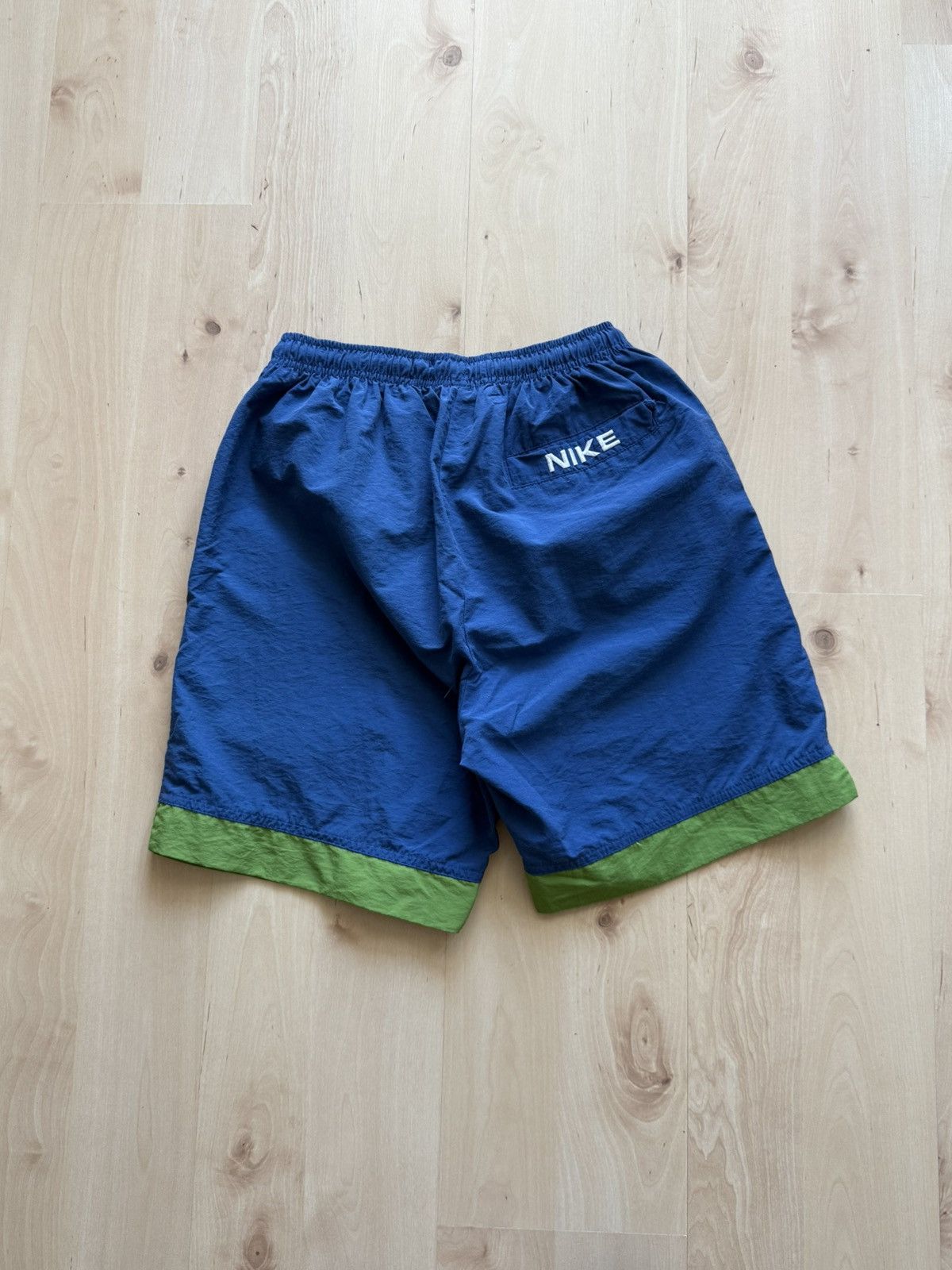 Nike Nike Vintage Nylon retro logo swoosh shorts y2k Size US 30 / EU 46 - 2 Thumbnail