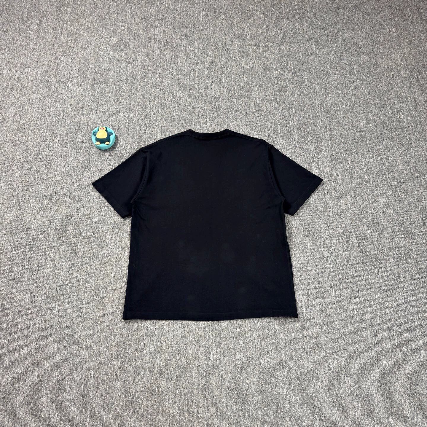 Balenciaga Balenciaga Black Band Print SS Tee L Near New Size US L / EU 52-54 / 3 - 2 Thumbnail